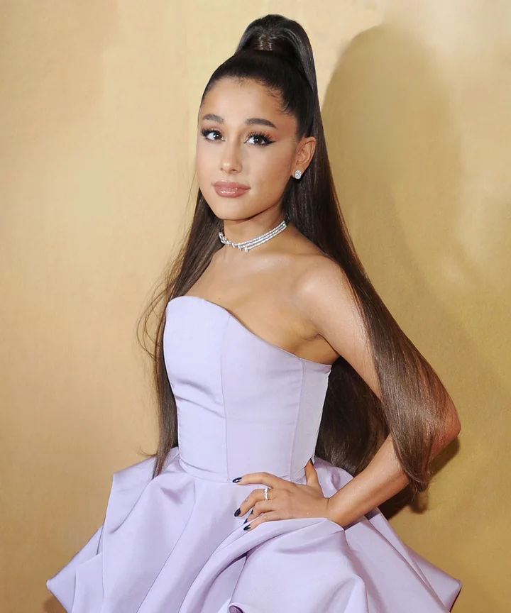 Ariana Grande Halloween Pig Mask From Twilight Zone Ep