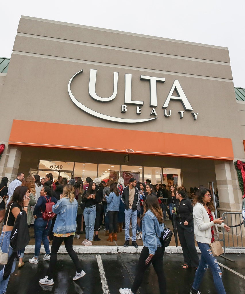 Ulta Beauty Is Opening An Hour Early For A Huge Kylie Cosmetics Sale Ulta Beauty Huge Kylie Cosmetics Sale,
