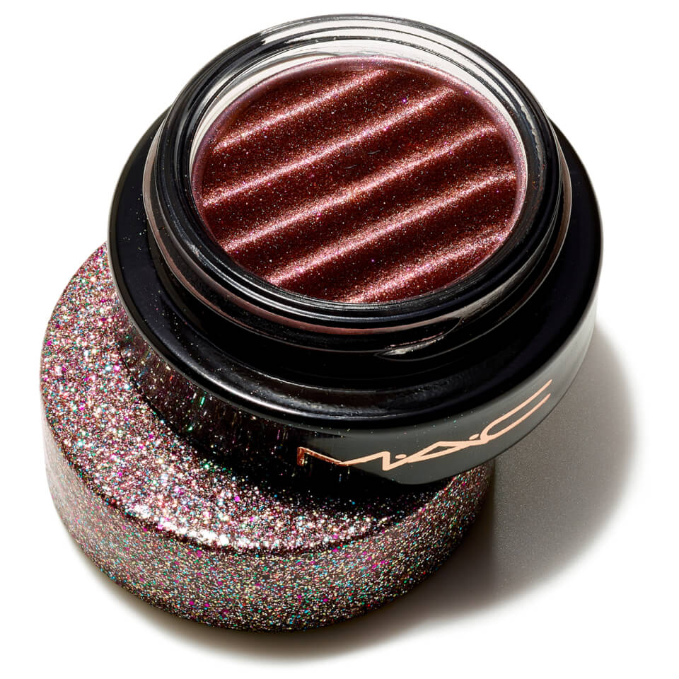 MAC + MAC Spellbinder Eye Shadow Stairs to the Stars