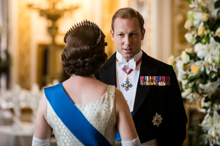 The Crown Season 3 Recap Episodes Guide Netflix Binge