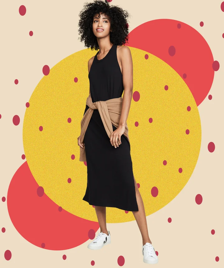 Chic Comfortable Travel Outfits To Wear On A Plane