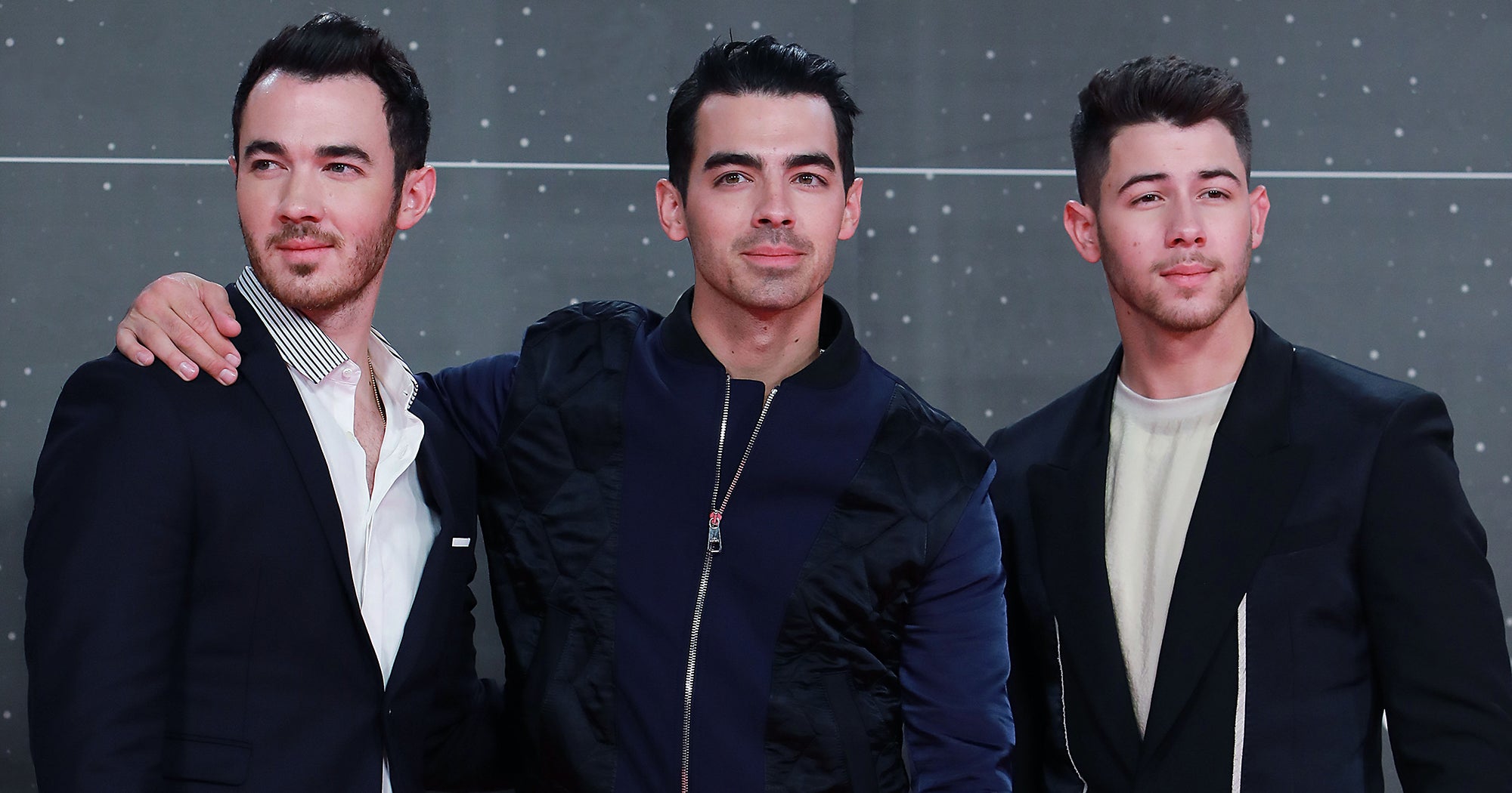 The Grammys Majorly Snubbed Taylor Swift & The Jonas Brothers
