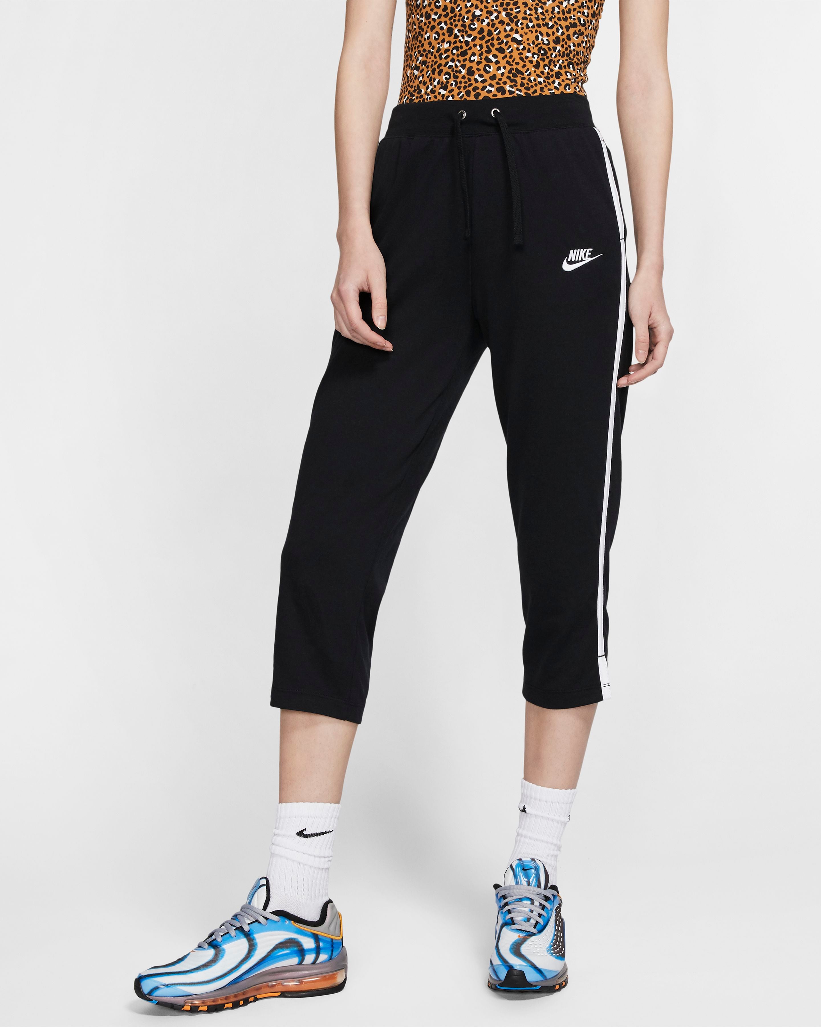 nike jersey capris