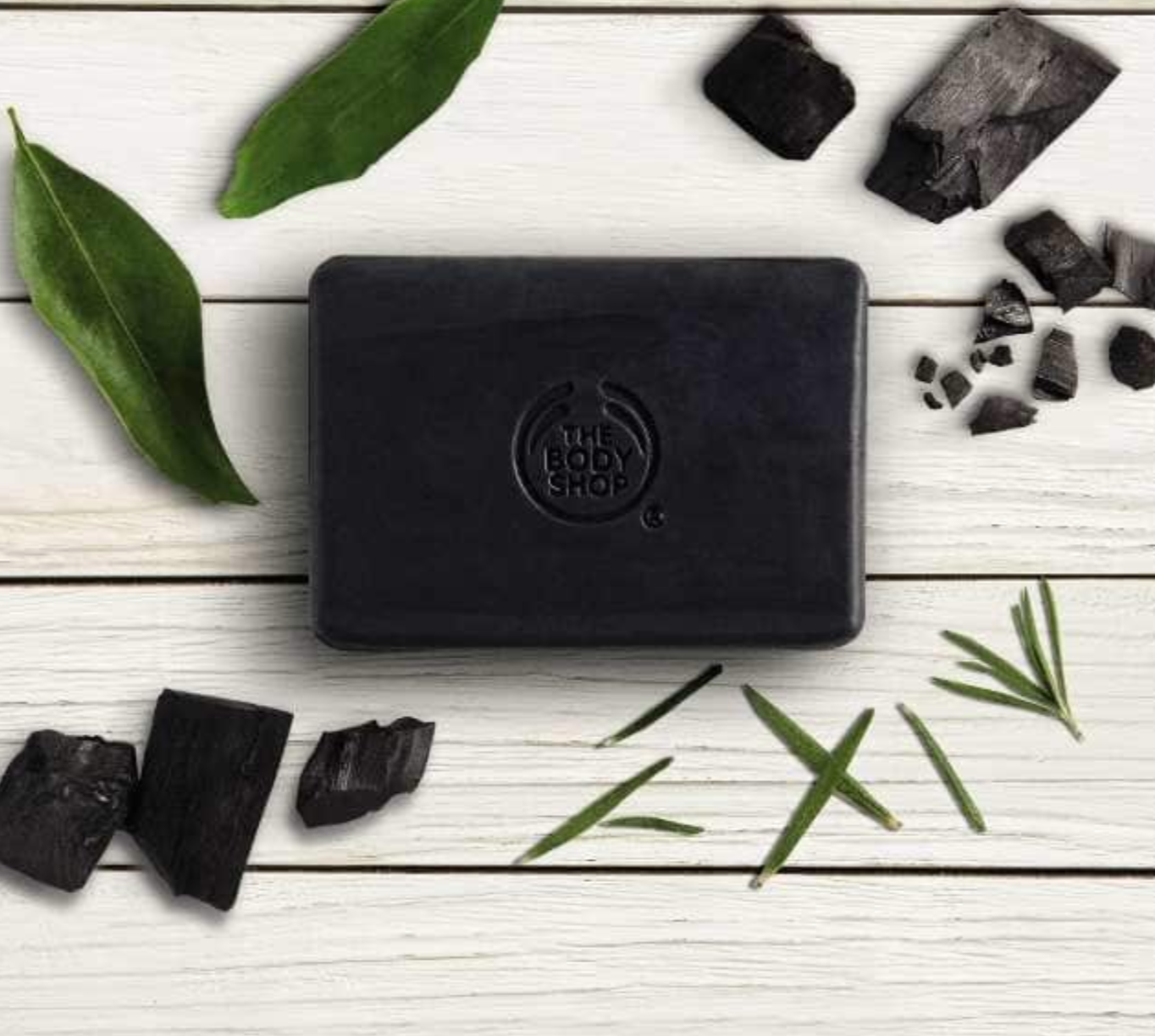 The Body Shop + Himalayan Charcoal Purifying Facial Soap