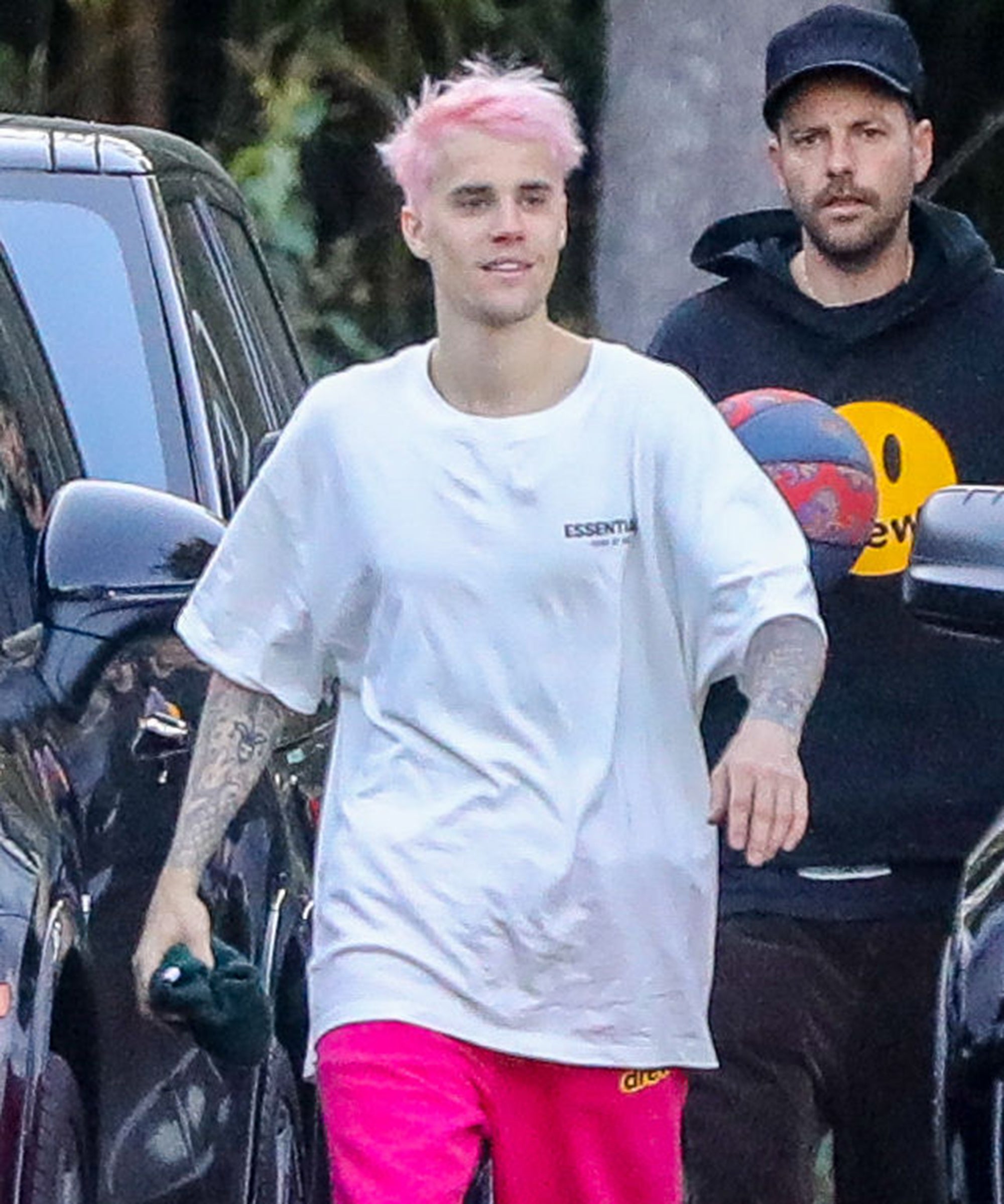 Justin Bieber Reveals New Pink Hair Color