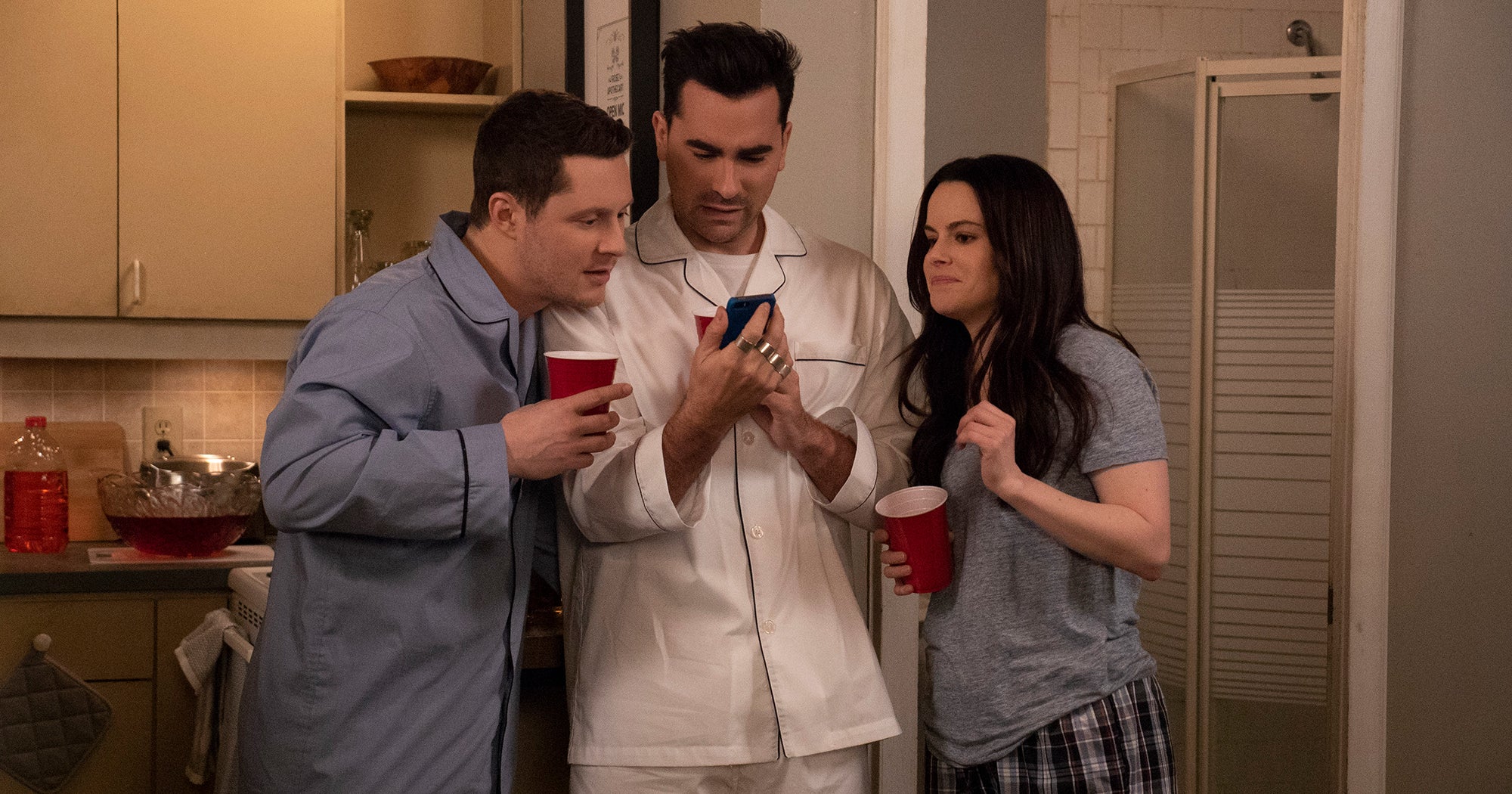Best Short TV Shows To Stream, Netflix Hulu Amazon Best Short TV Shows To Stream, Netflix Hulu Amazon