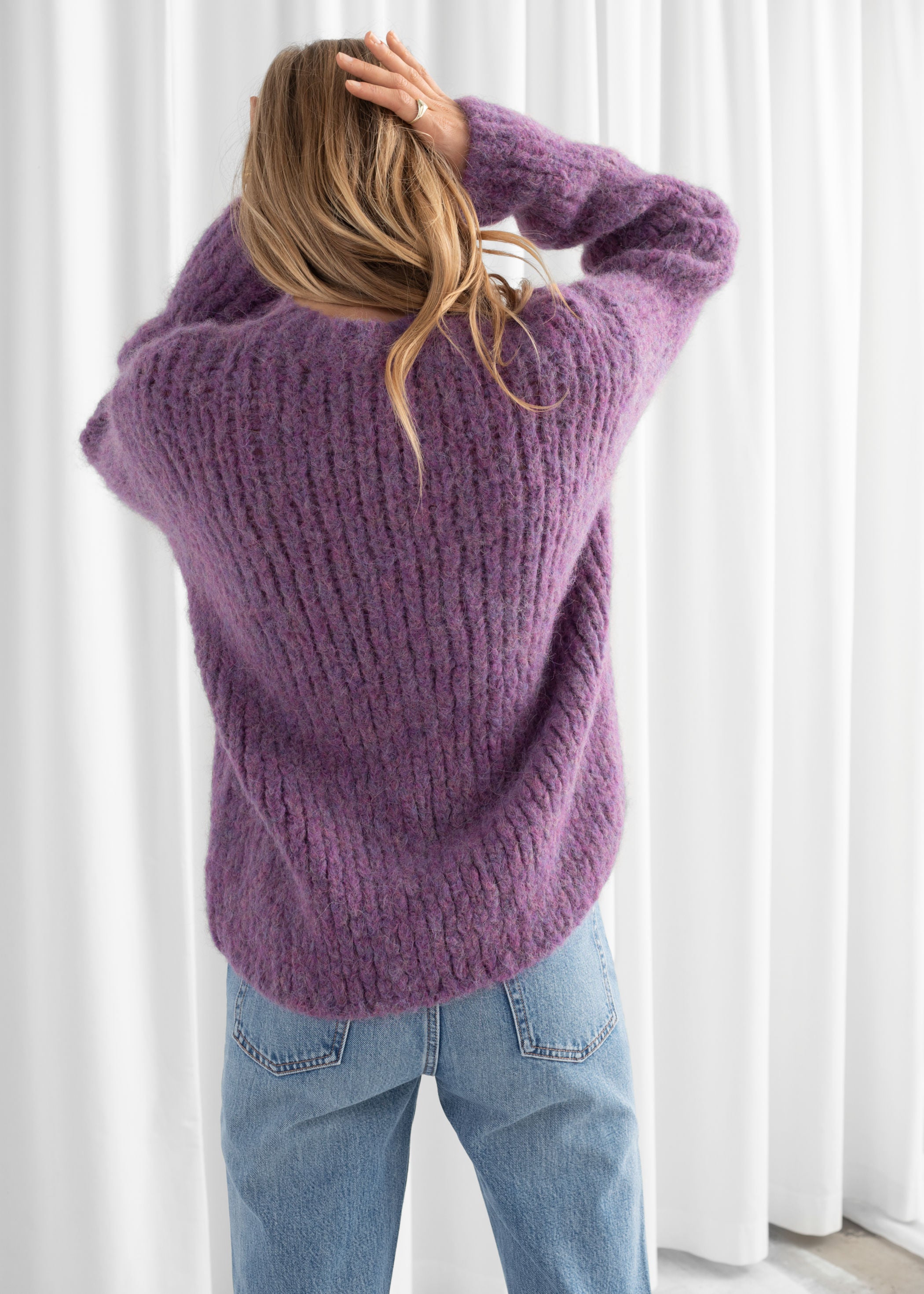 【送料&関税込】The Row Embroidered Alpaca Cartney Sweater il_fullxfull.3617208741_hrku.jpg
