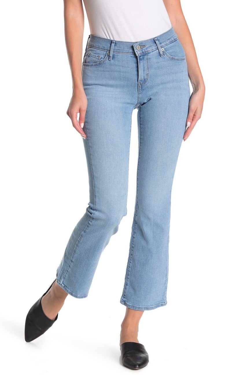 levi's for curvy figures