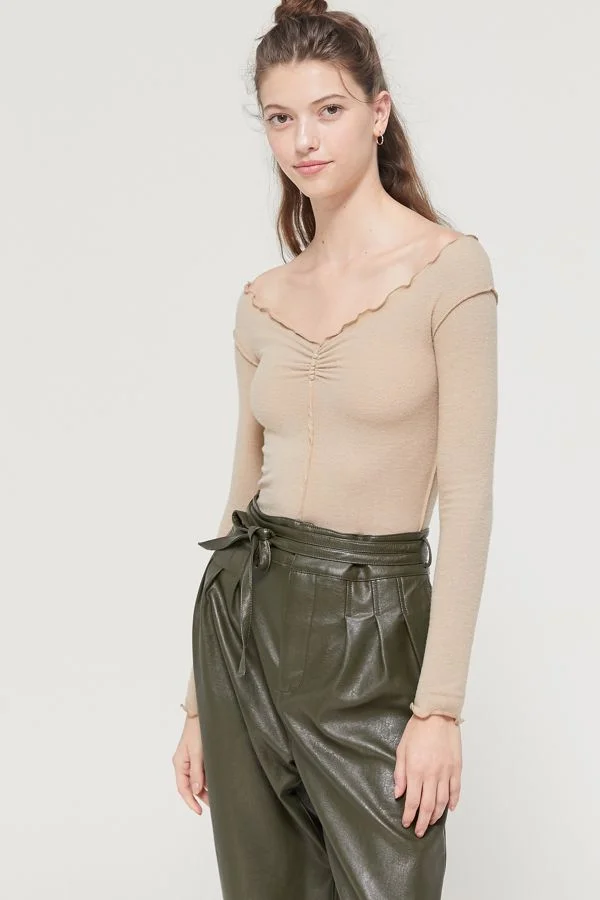 Urban outfitters off hot sale the shoulder top