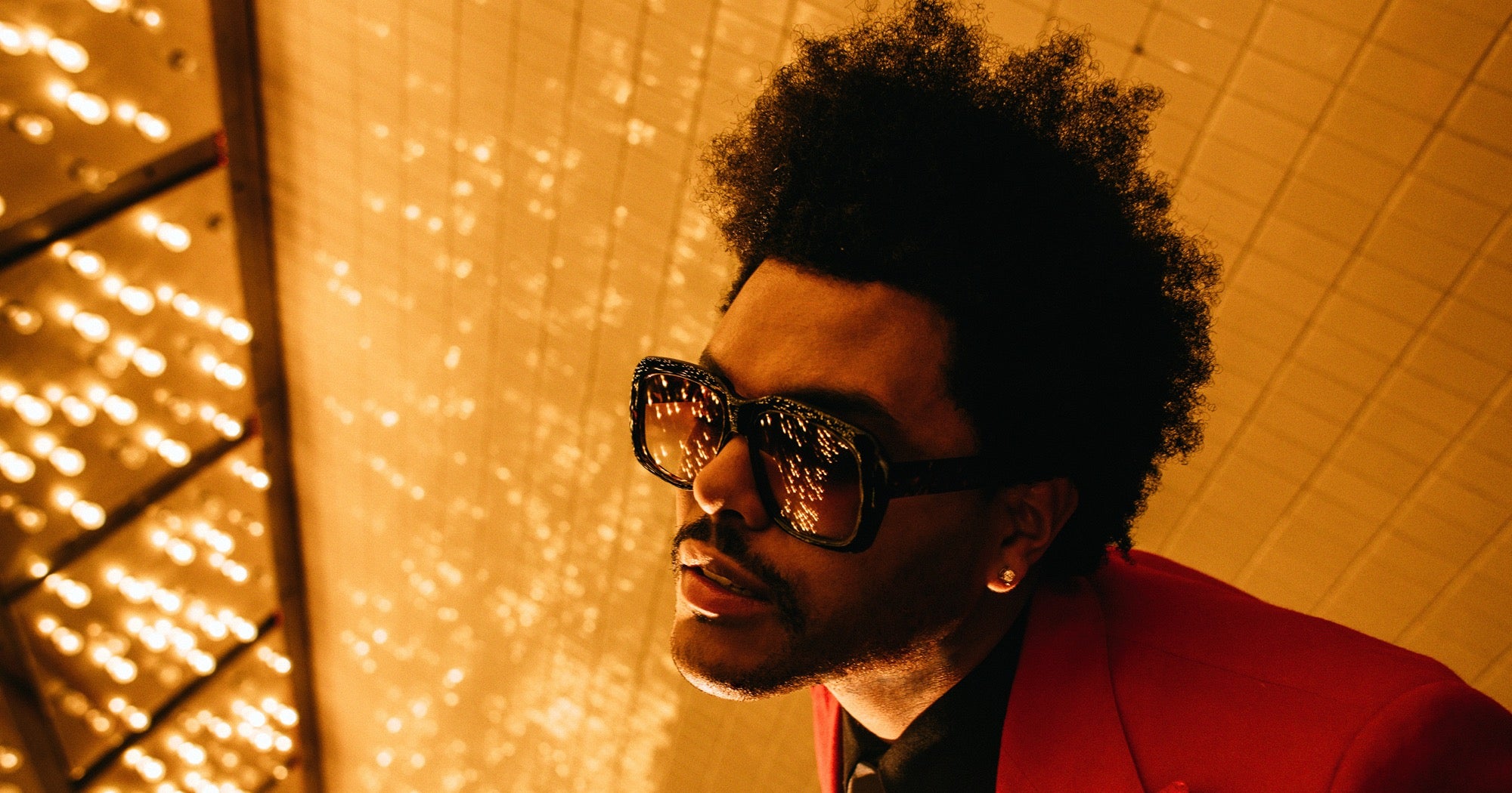 The Weeknd Blinding Lights Song Meaning Lyrics