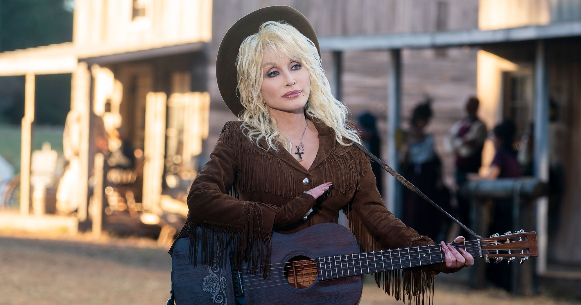 What Is Dolly Parton S Net Worth After Heartstrings On