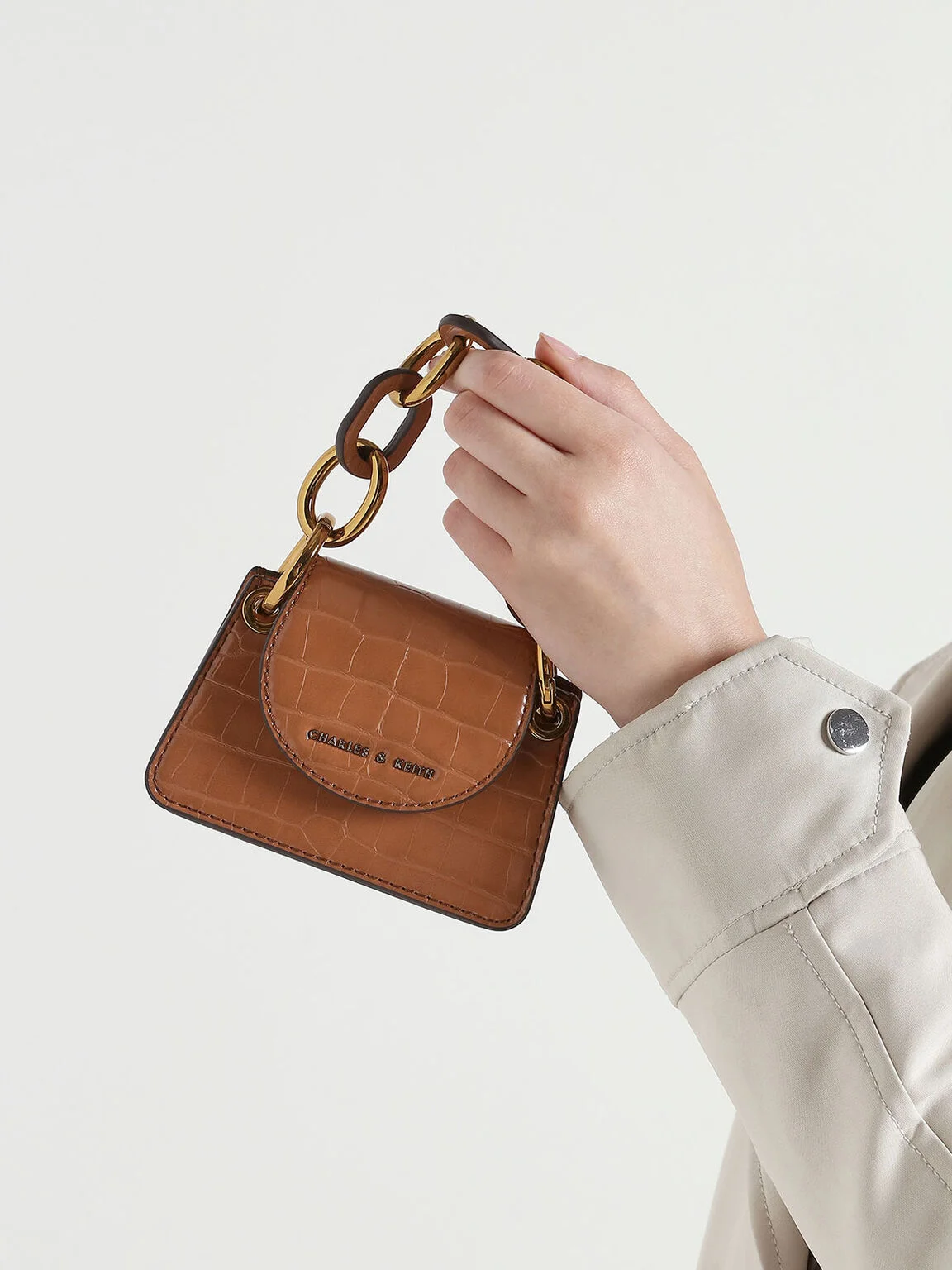 Croc Effect Chunky Chain Link Shoulder Bag Charles And Keith