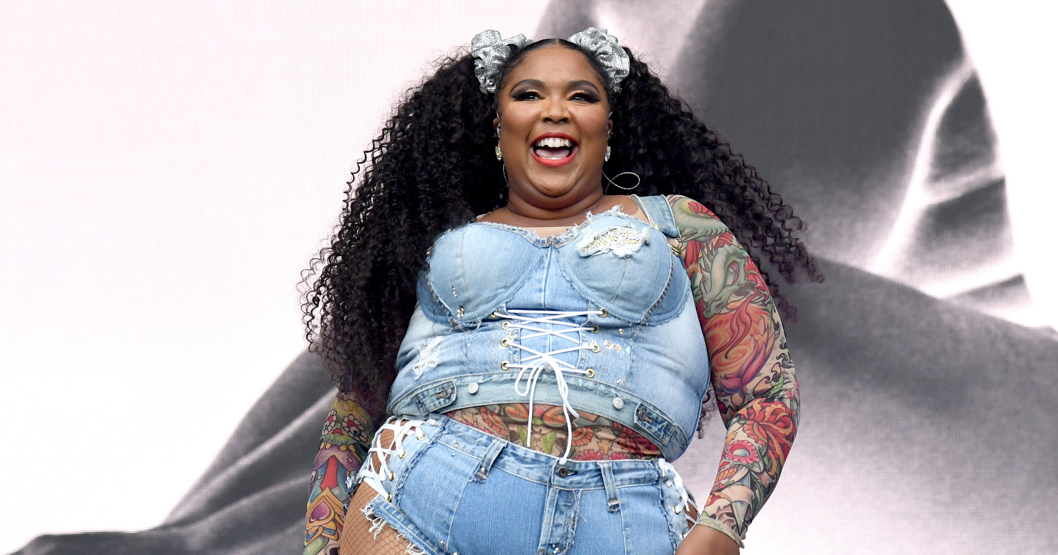 Lizzo lakers deals
