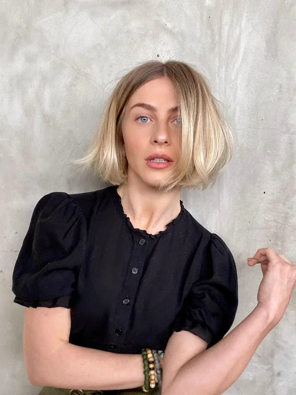 Julianne Hough Chops Bob Into New Shorter 90s Haircut