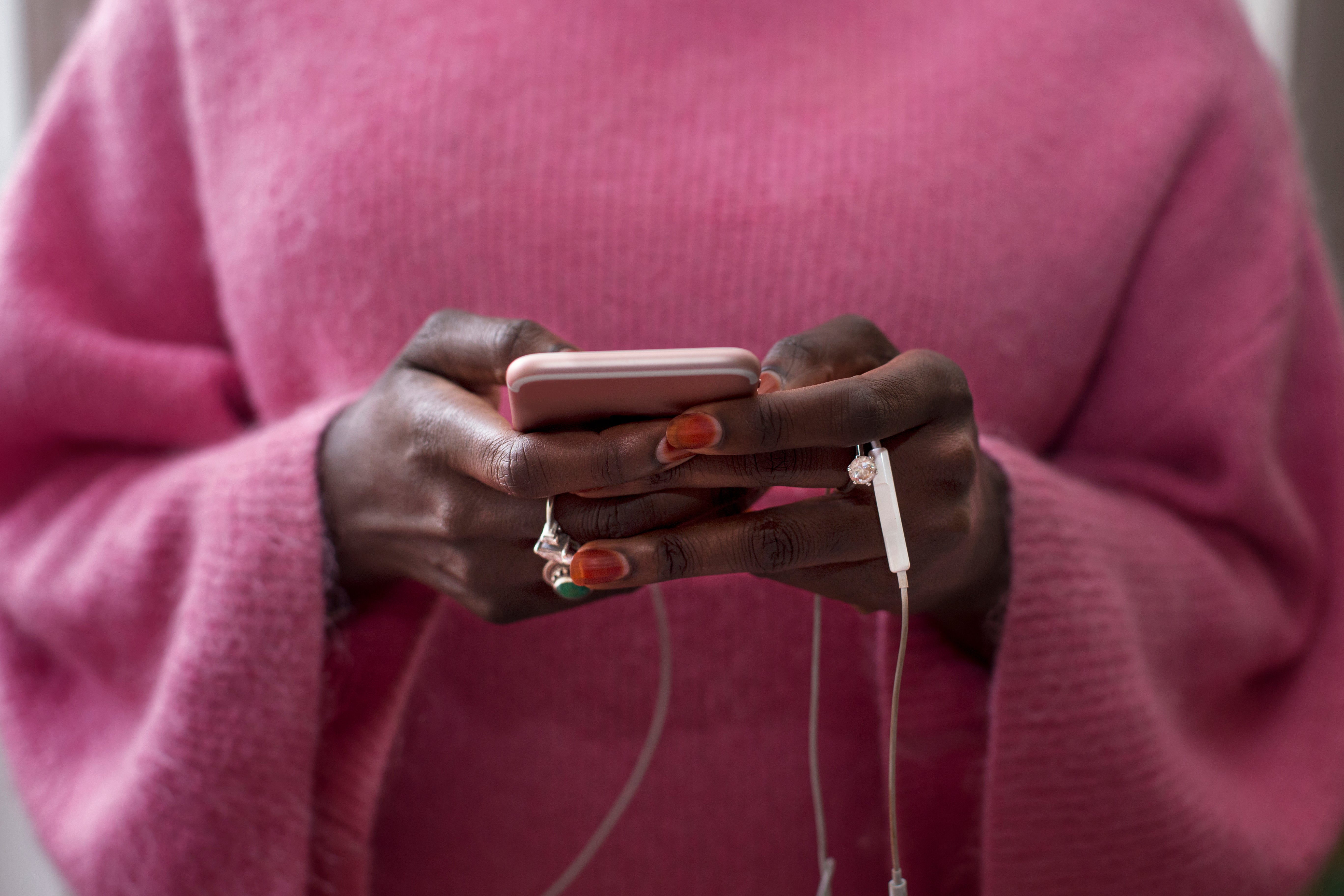 Millenials Haben Angst Allein Mit Gedanken Zu Sein