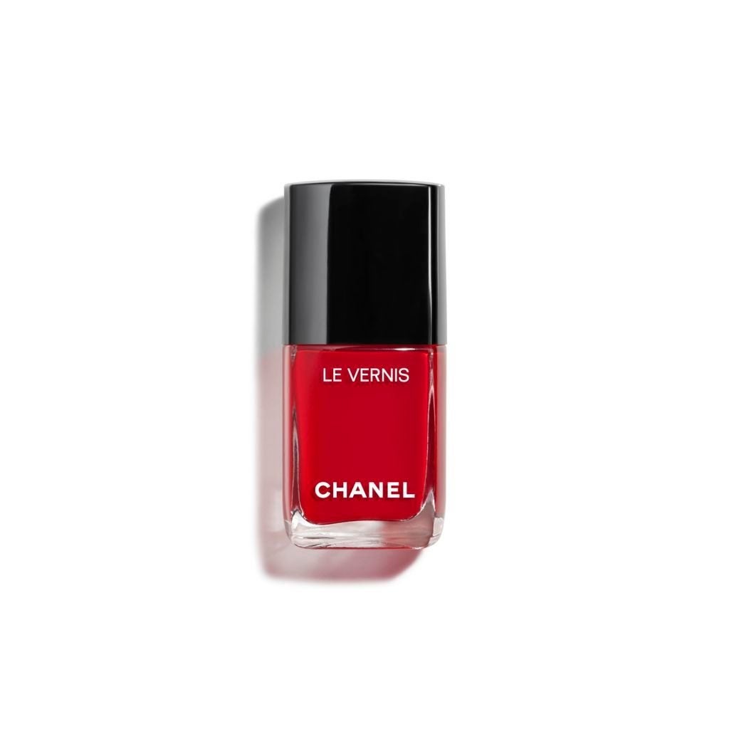 chanel dark red nail polish