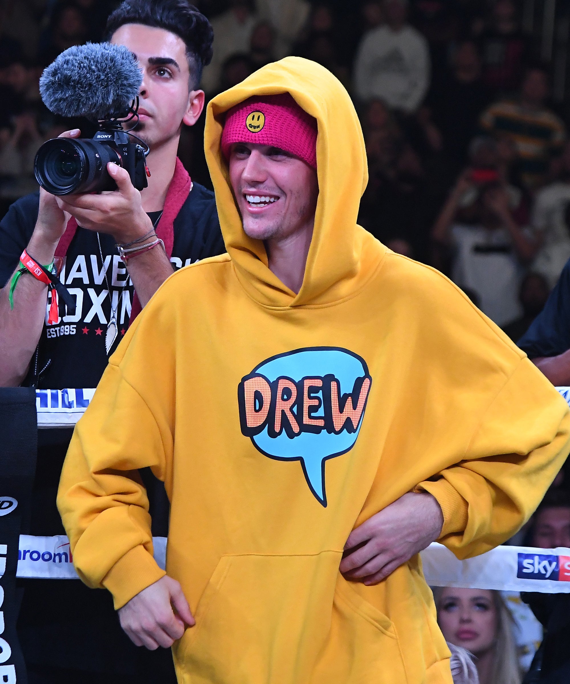 justin bieber orange hoodie