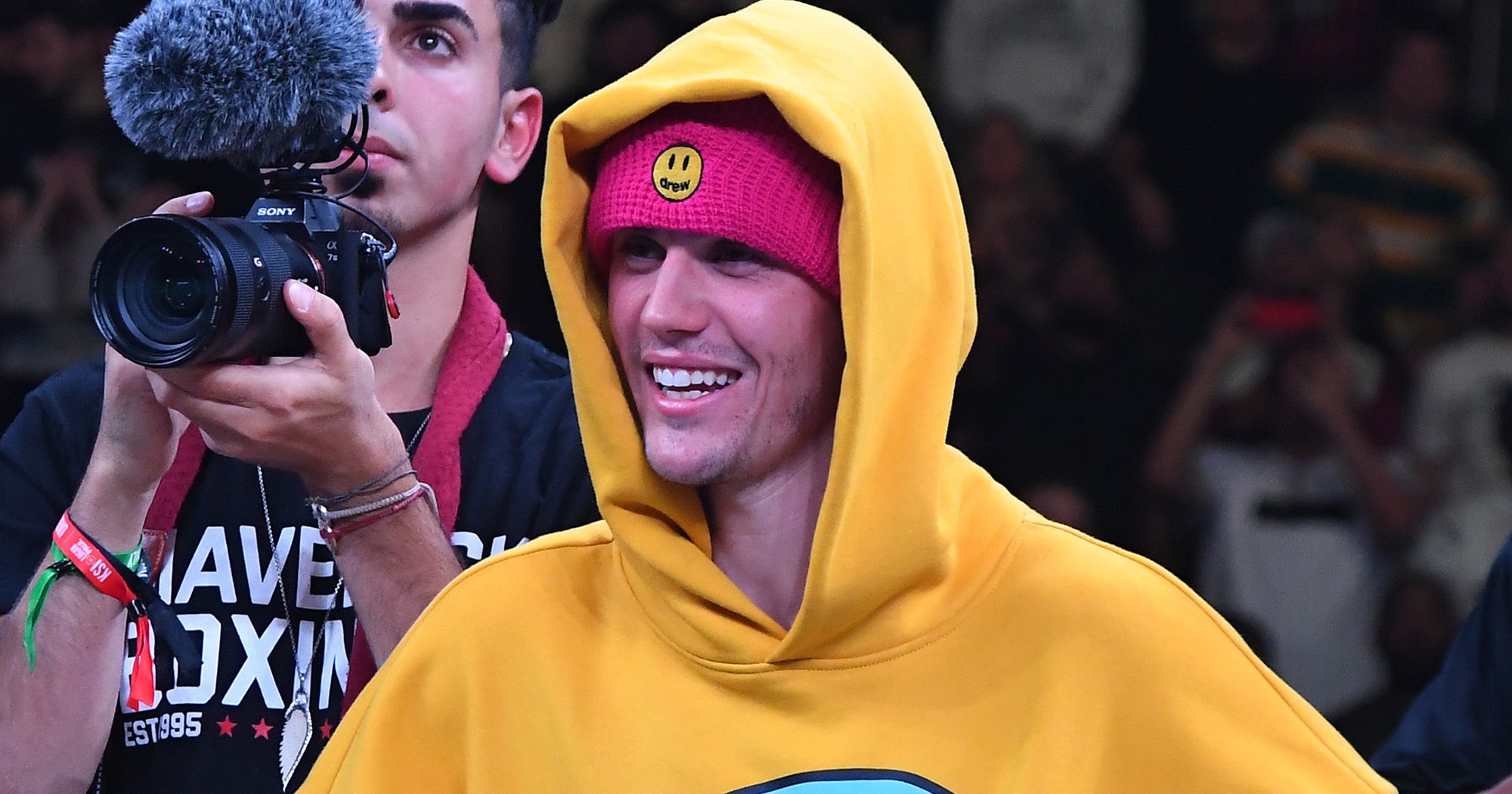 Justin Bieber Seasons Documentary Trailer, Hailey