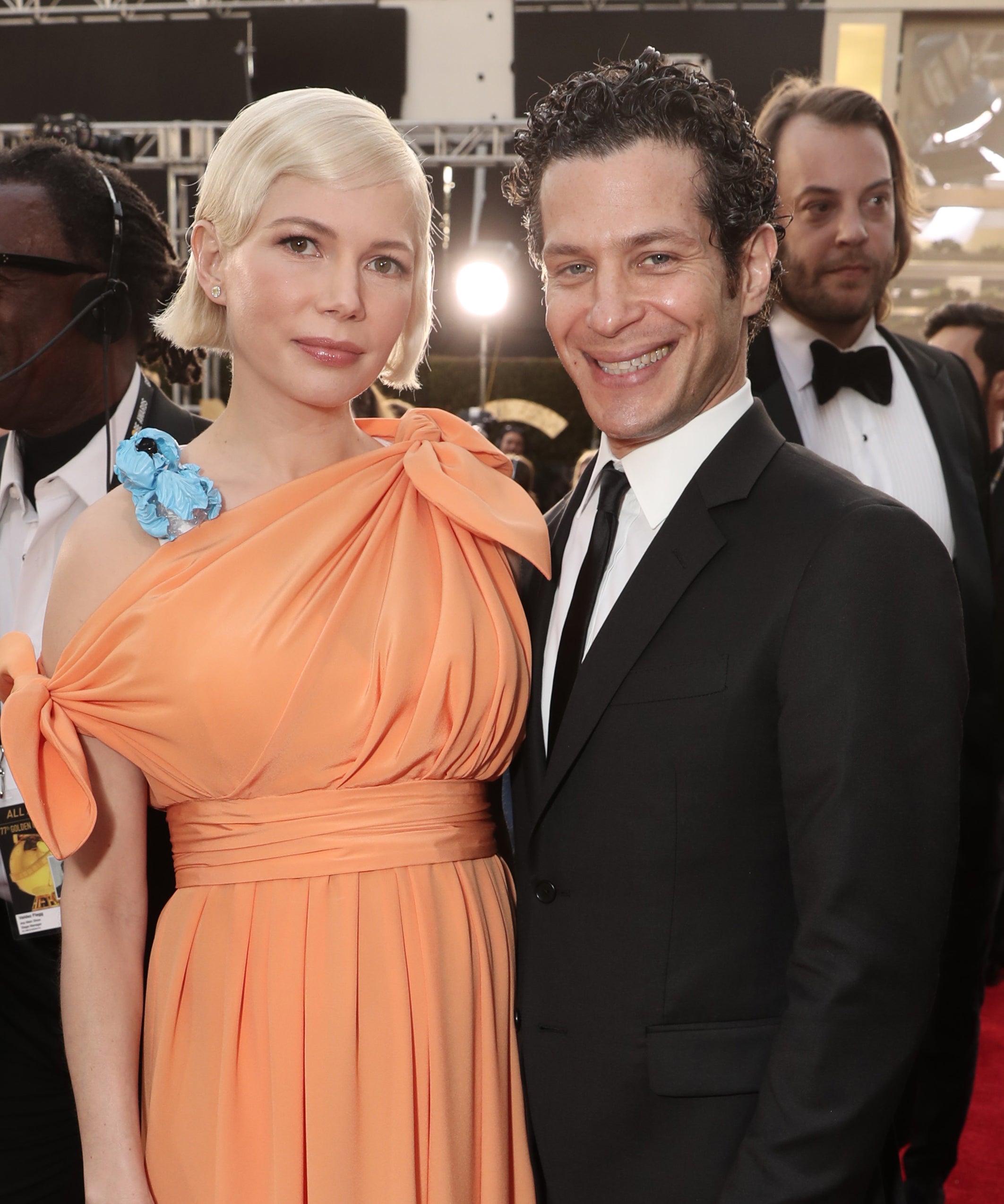 Michelle Williams Fiance Golden Globes Red Carpet Debut