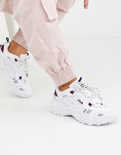 Fila Fila Oakmont TR trail trainer in white