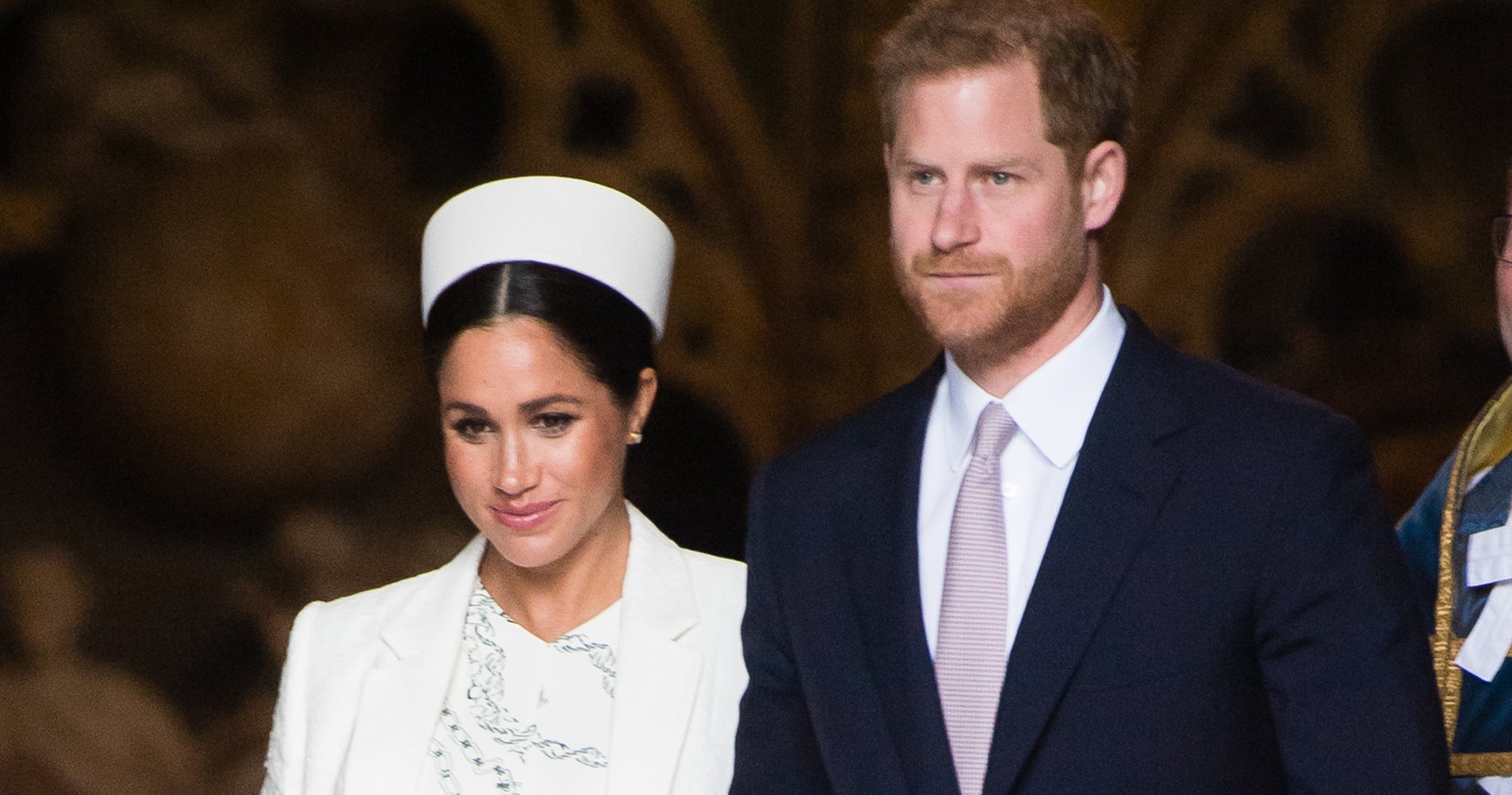 The Queen Calls Royal Meeting To Discuss Harry & Meghan