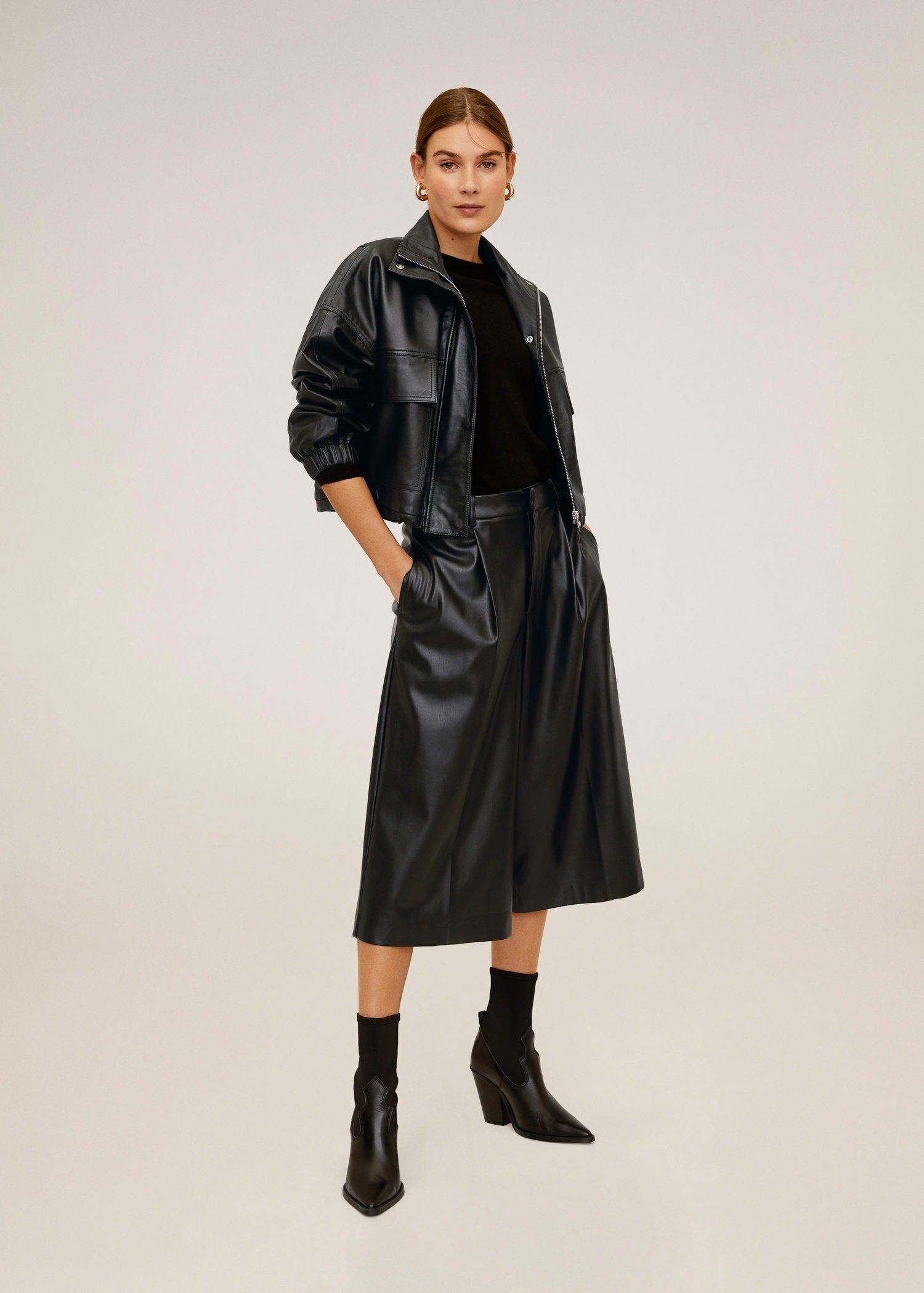 Wardrobe Essentials Wardrobe Essentials,