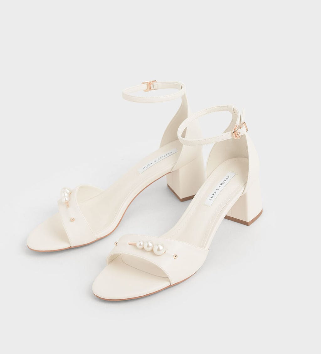 The Most Comfortable Wedding Shoes According To Brides