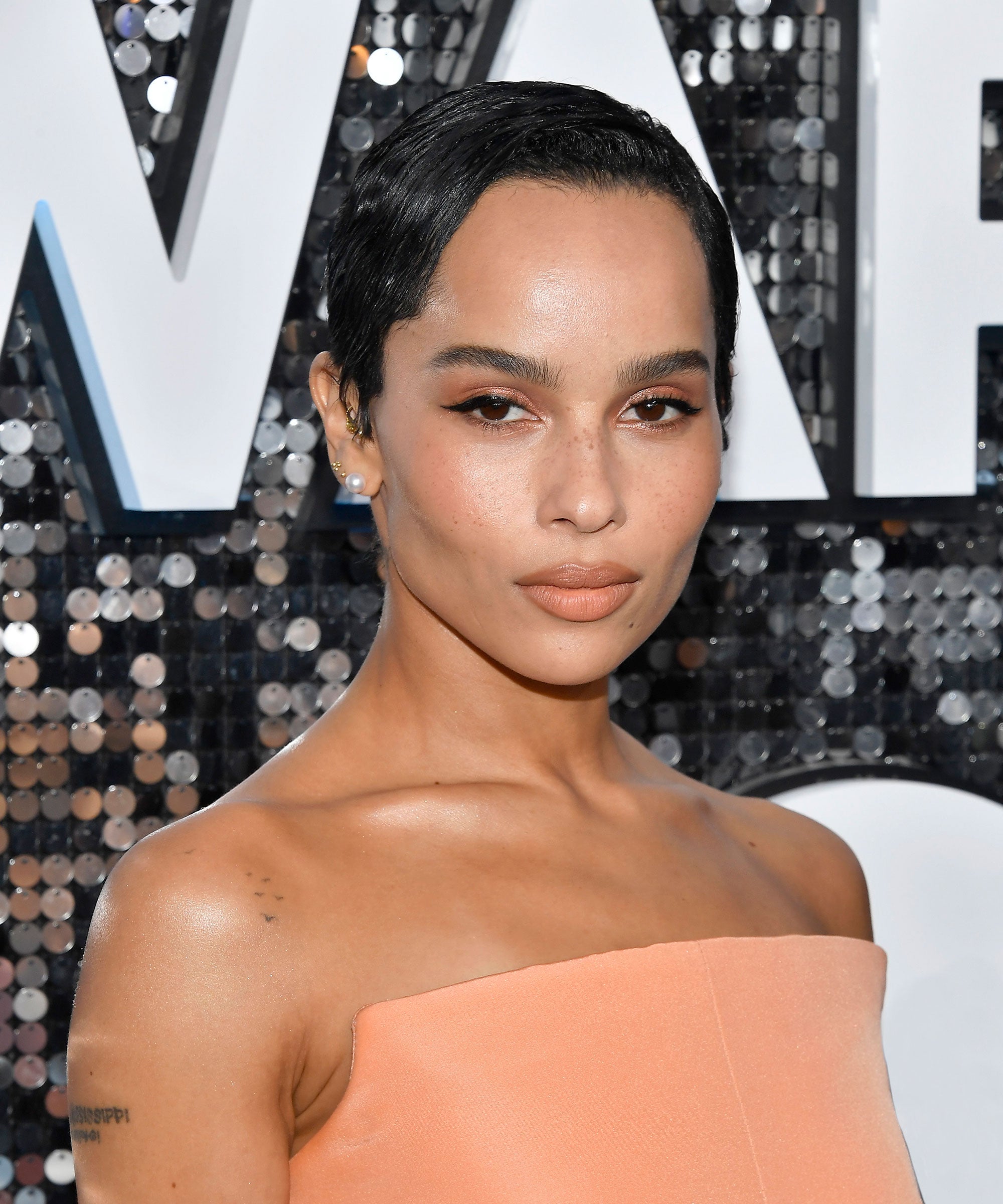 zoe kravitz oscar dress