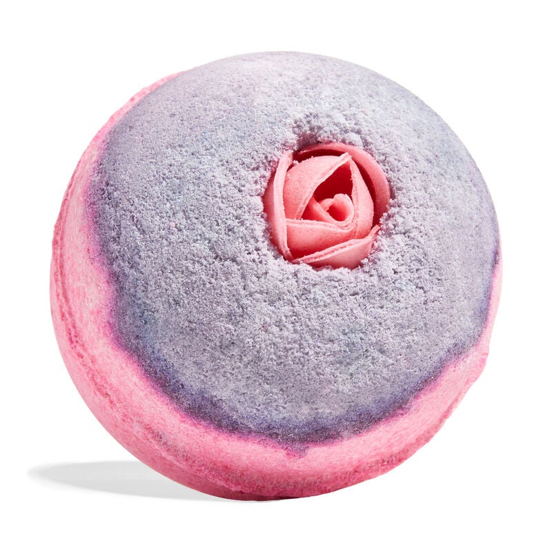 Lush’s Valentine’s Day Bath Bombs Lush’s Valentine’s Day Bath Bombs,