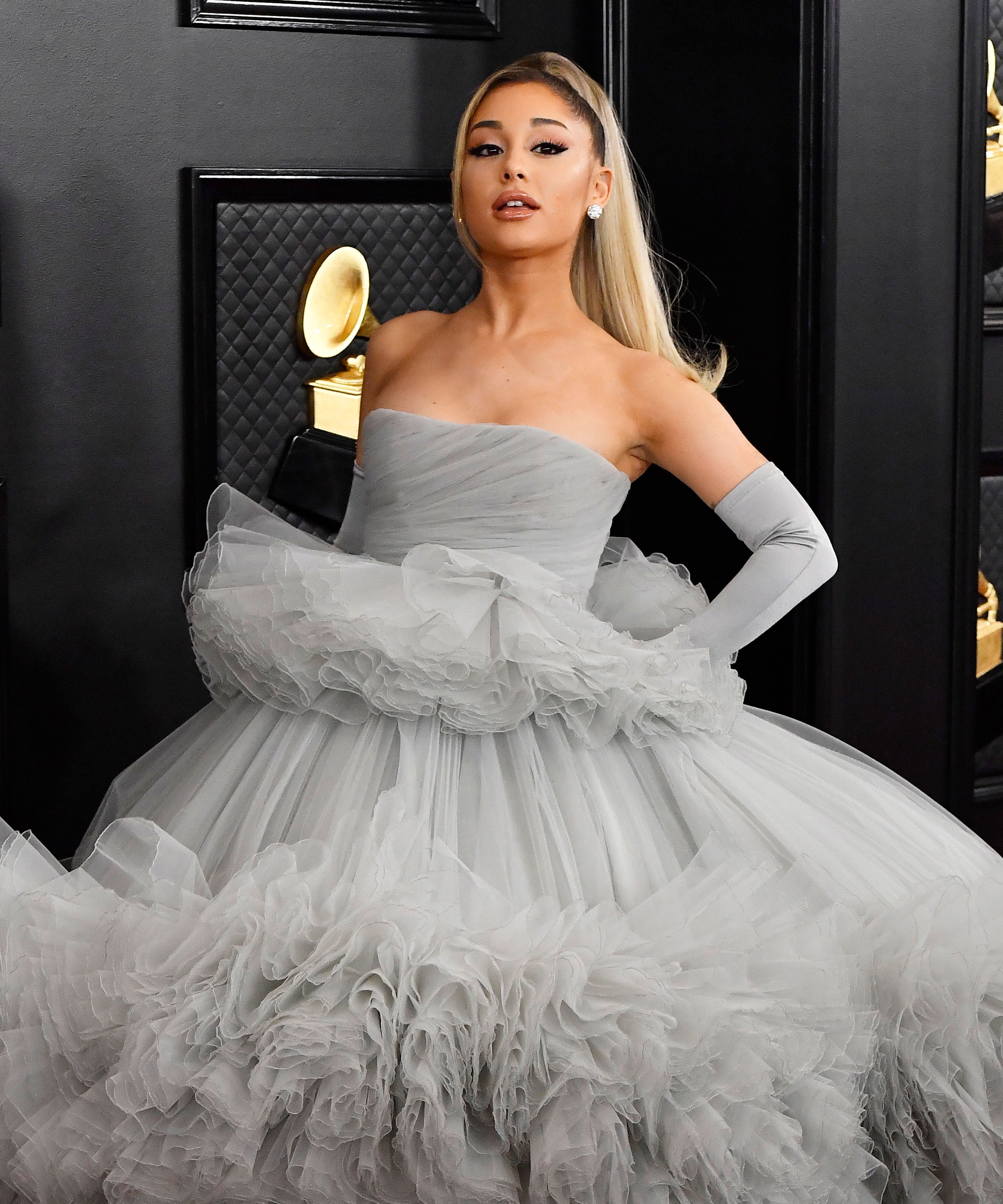 Every Look From the 2020 Grammys Red Carpet - Fashionista