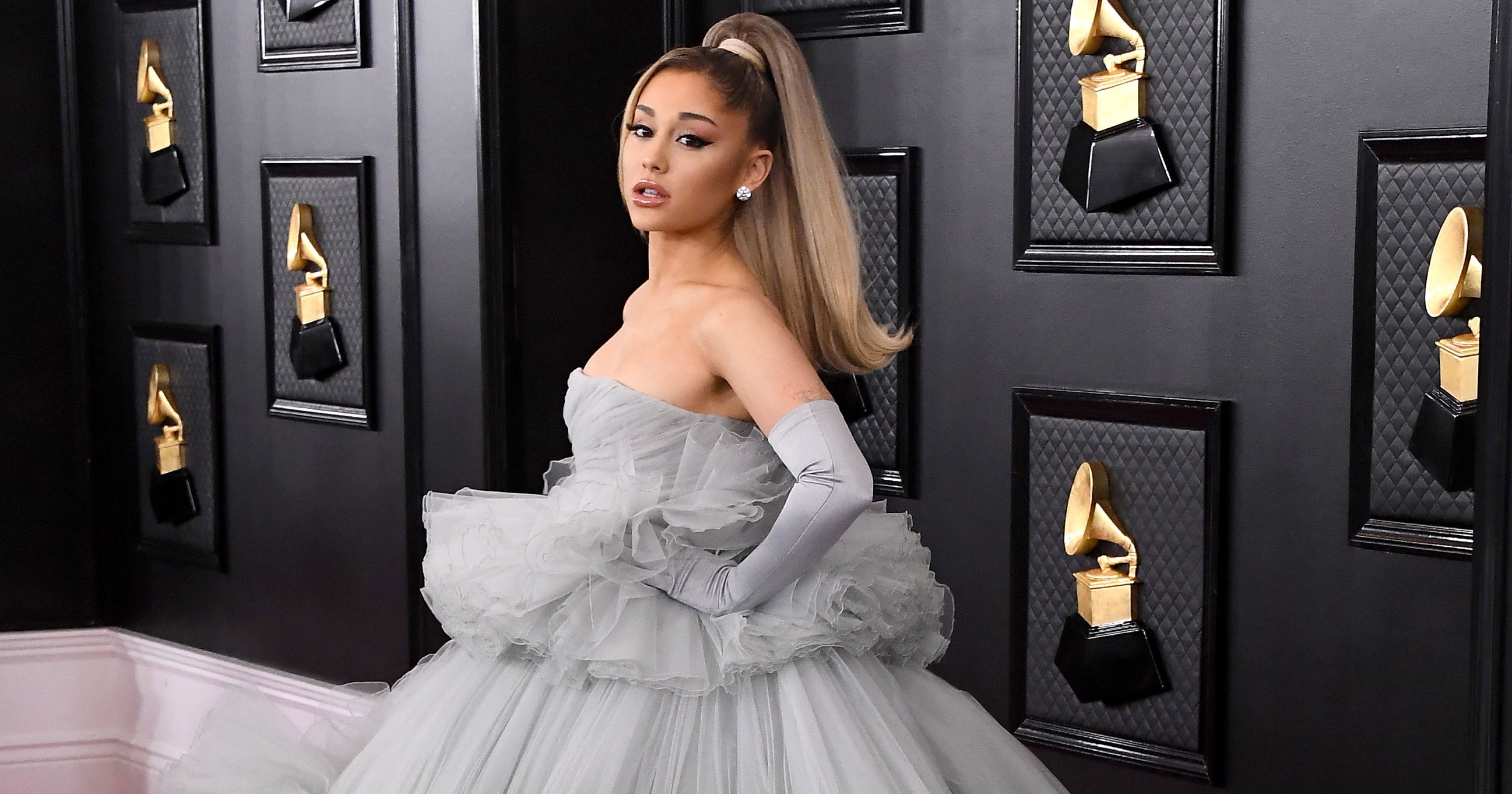 Ariana Grande Cinderella Grammys Dress Is 20 Feet Wide