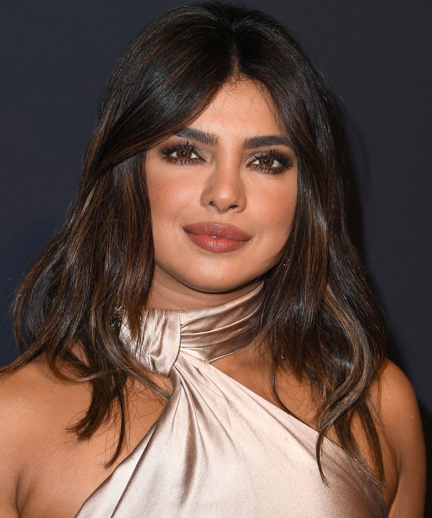 Priyanka Chopra Honors Kobe Bryant,