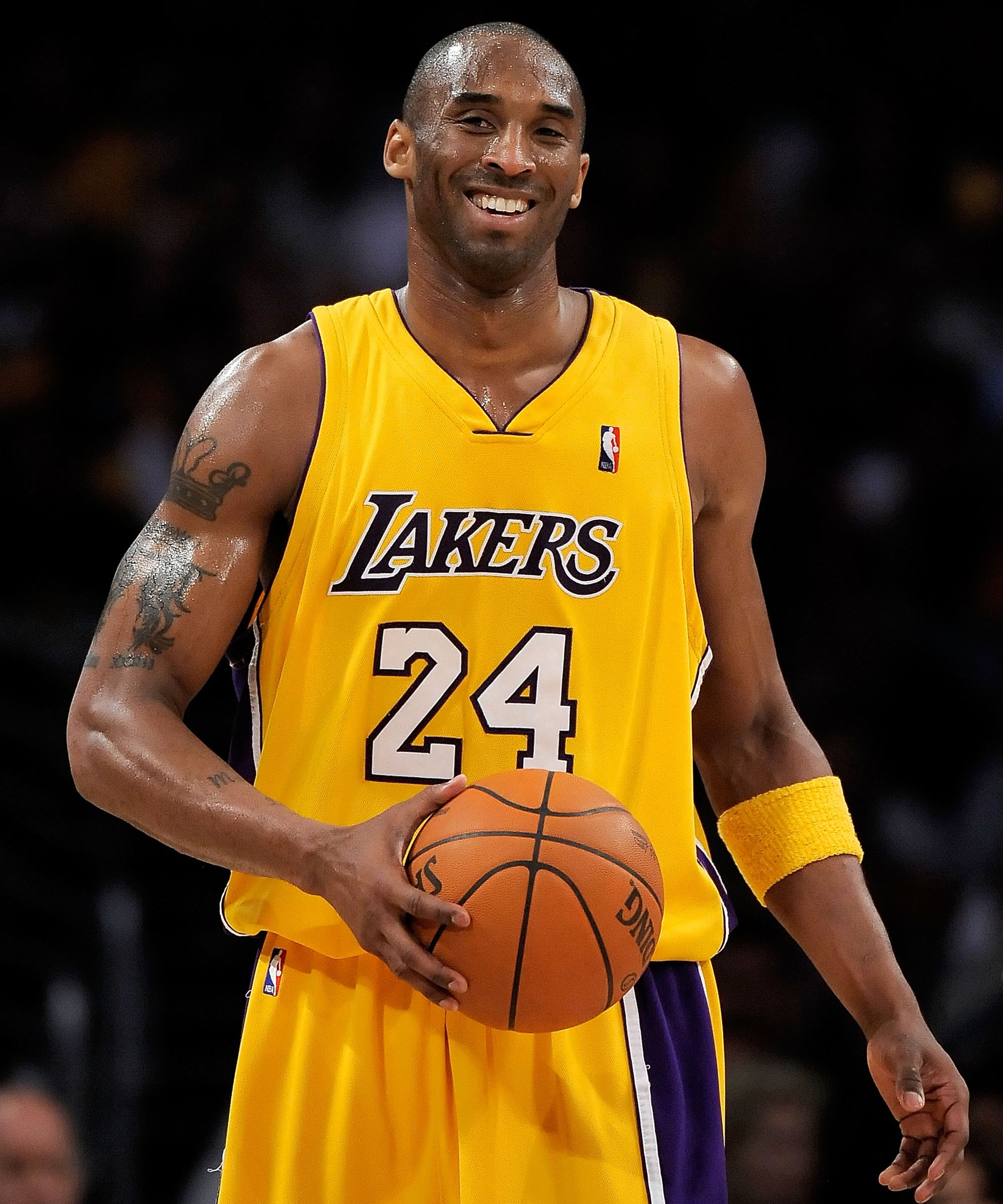 LA Lakers Remember Kobe Bryant With Black Mamba Uniforms