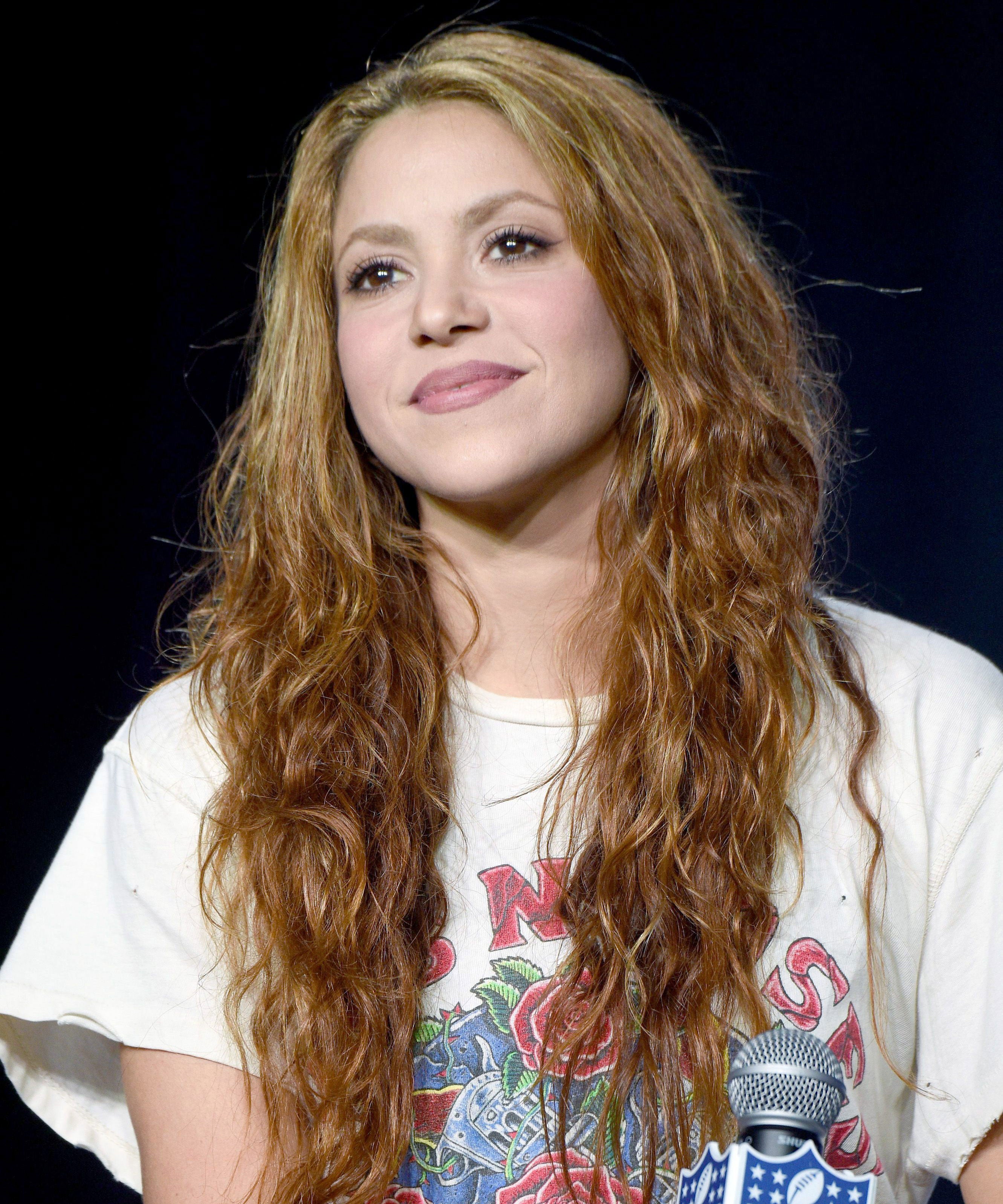 Shakira’s Natural Hair Curls,
