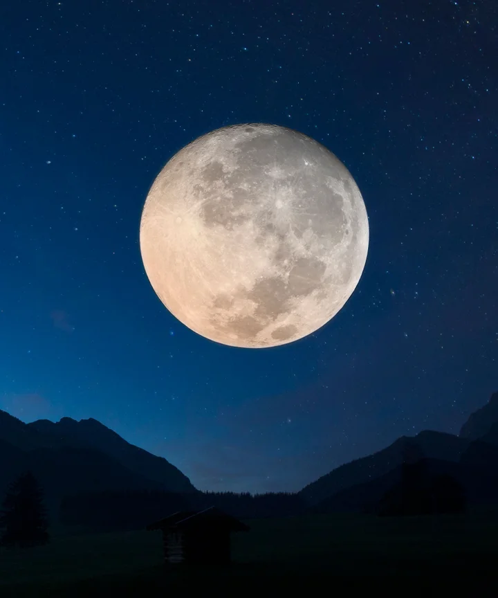 What February 2020 Full Moon In Leo Means For Your Sign