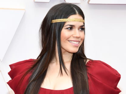 Charlize Theron Wore Tiffany Necklace To Hide Her Roots