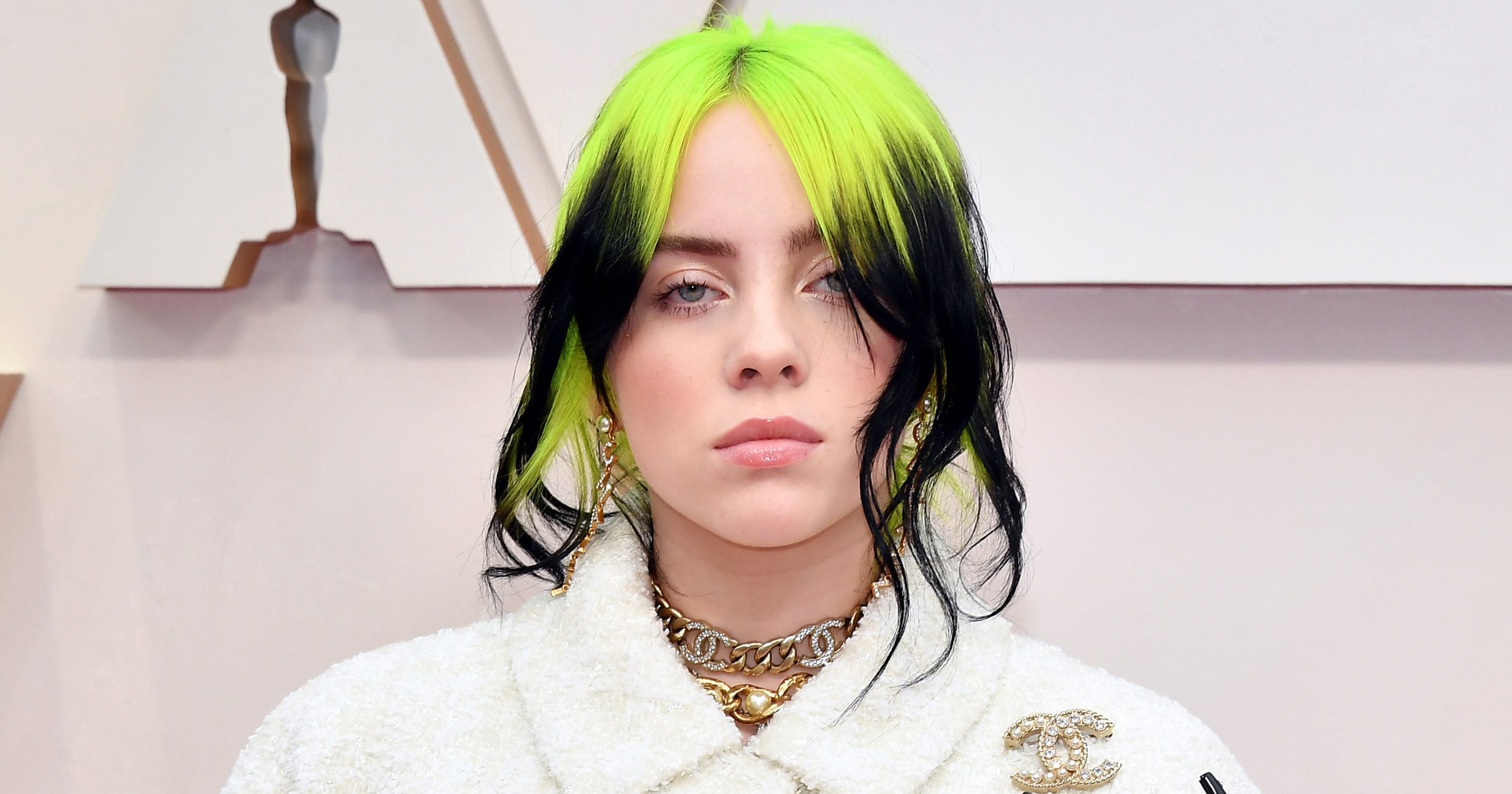 Green Black Hair Billie Eilish 2020