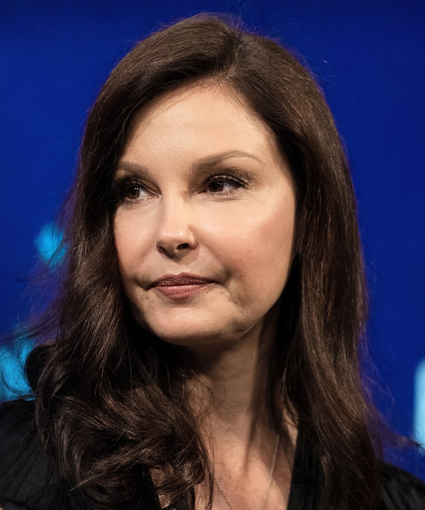 Ashley Judd Face Shamed,