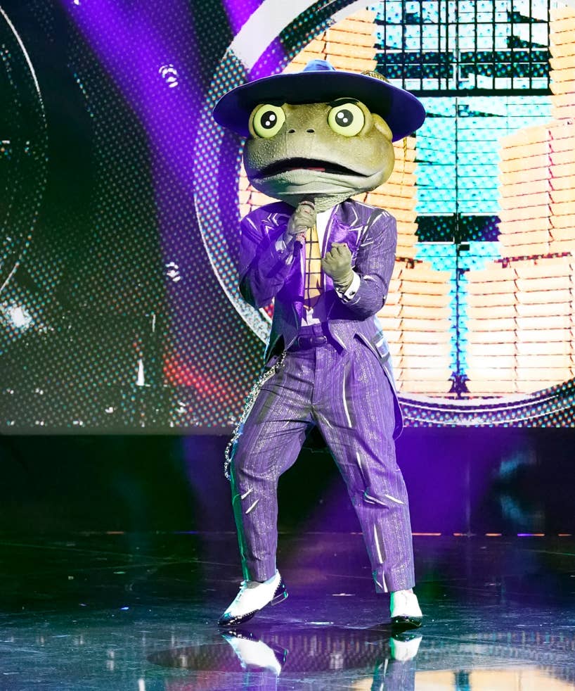 Clues That The Masked Singer Frog Is Rapper Bow Wow