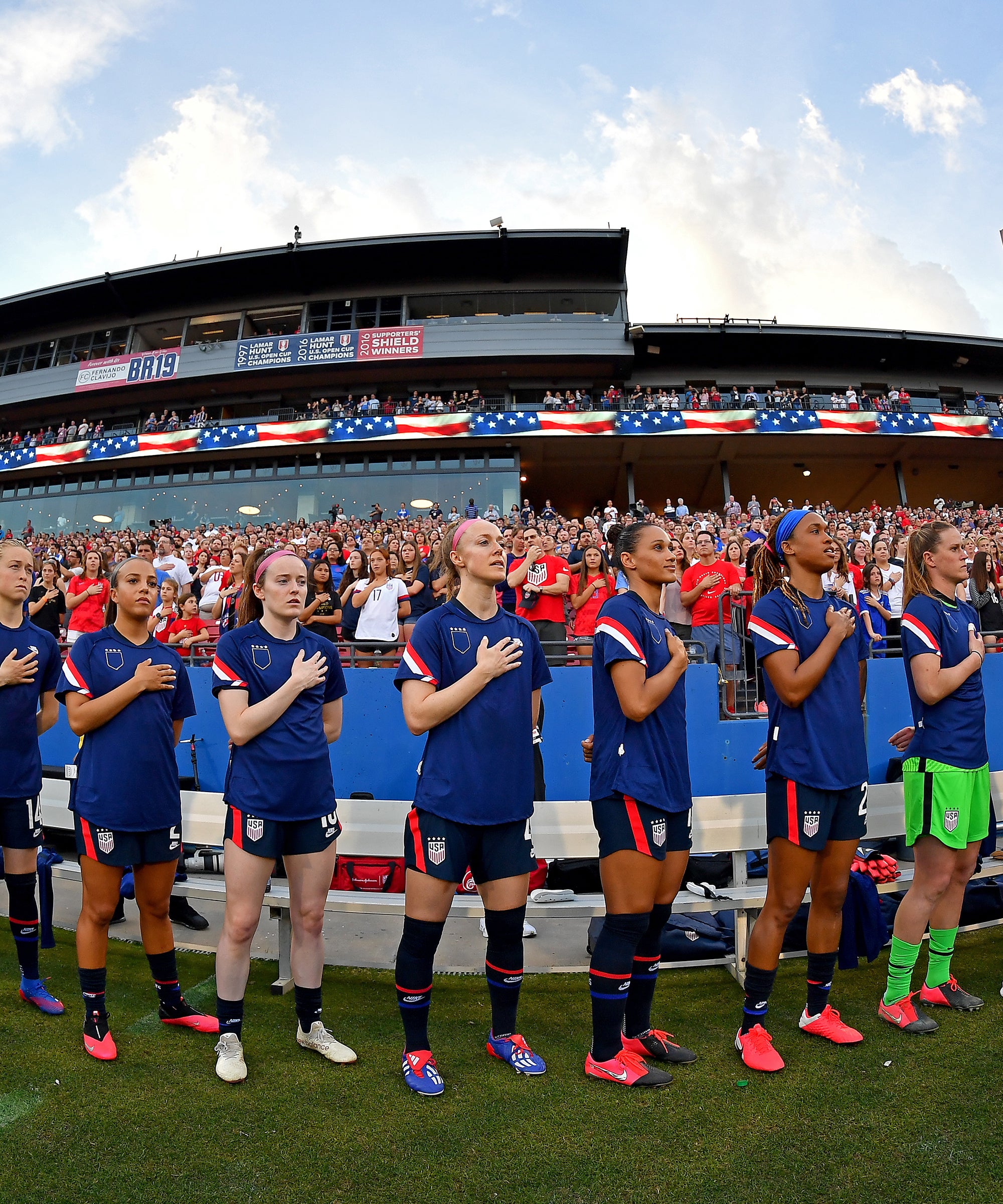 us women's soccer team apparel