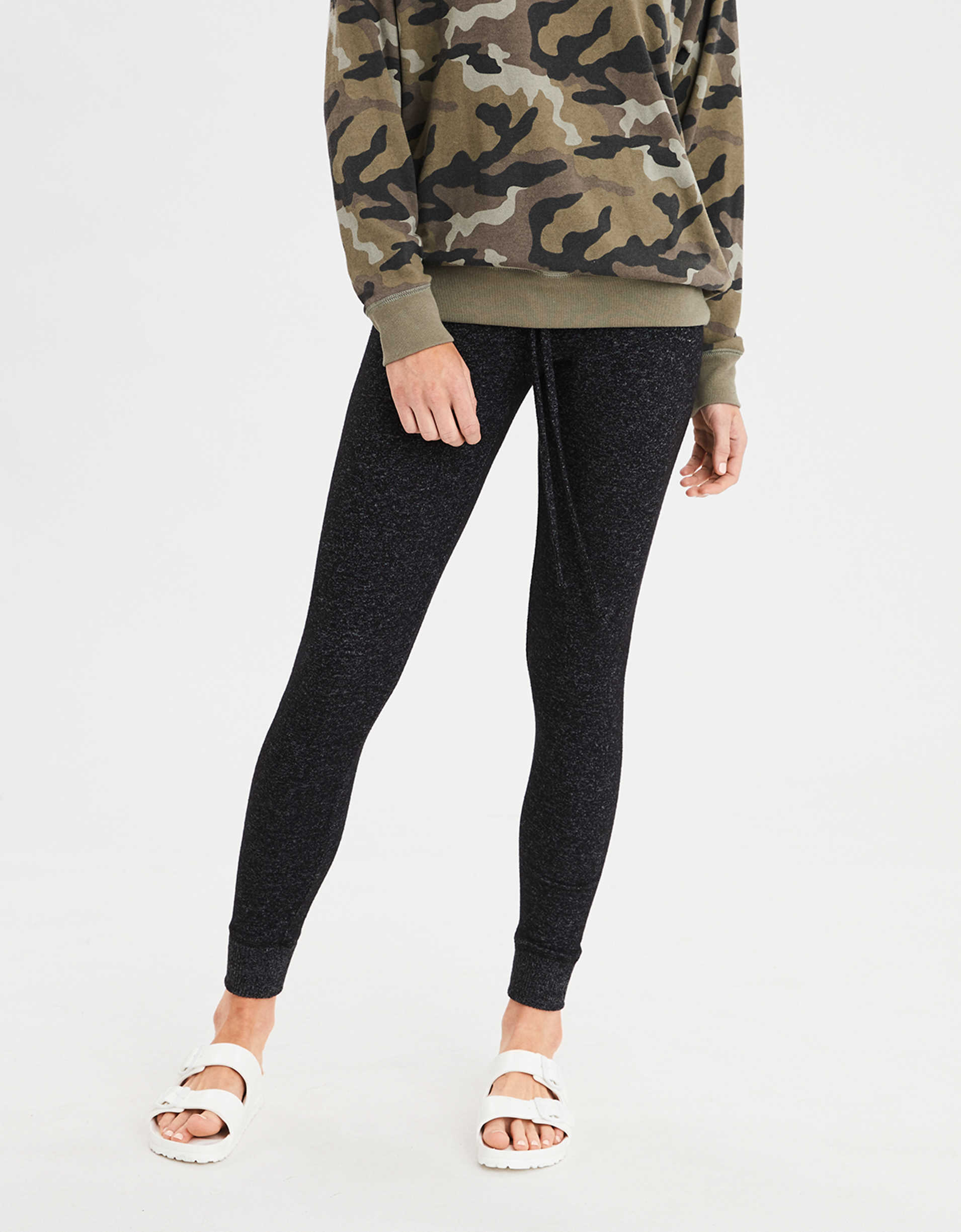 American eagle deals camo leggings