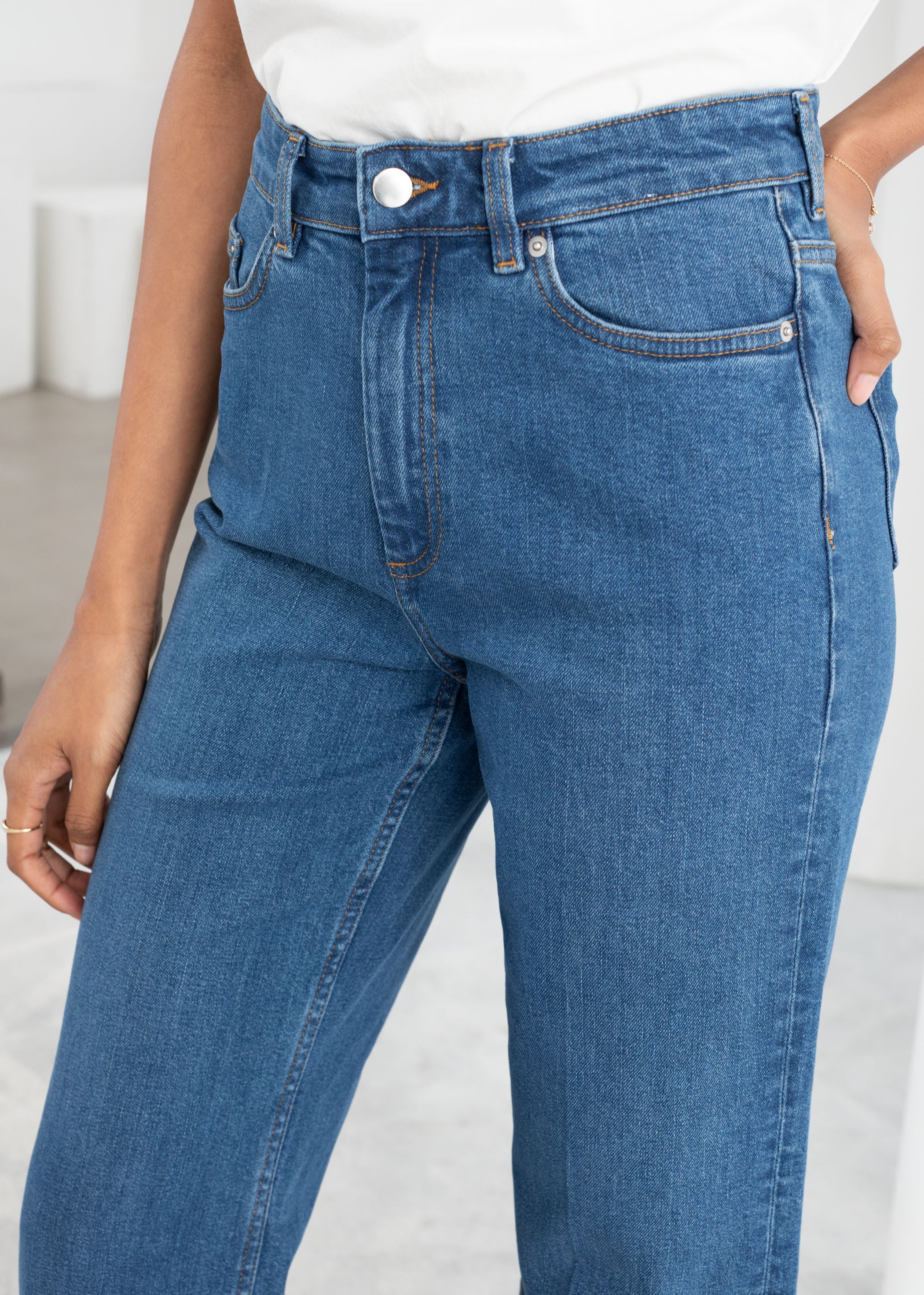 & Other Stories + Cropped Mid Rise Flared Jeans