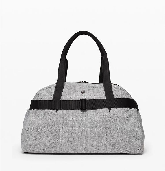 Lululemon out of range duffel review 2025