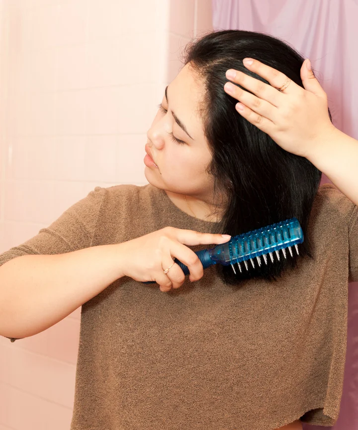 How To Cut Your Own Hair At Home - Tips From The Pros