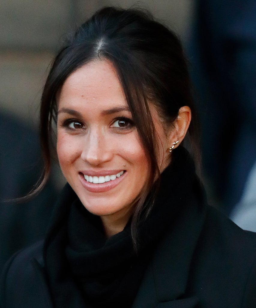 Meghan Markle’s Messy Hairy Bun Meghan Markle’s Messy Hairy Bun,
