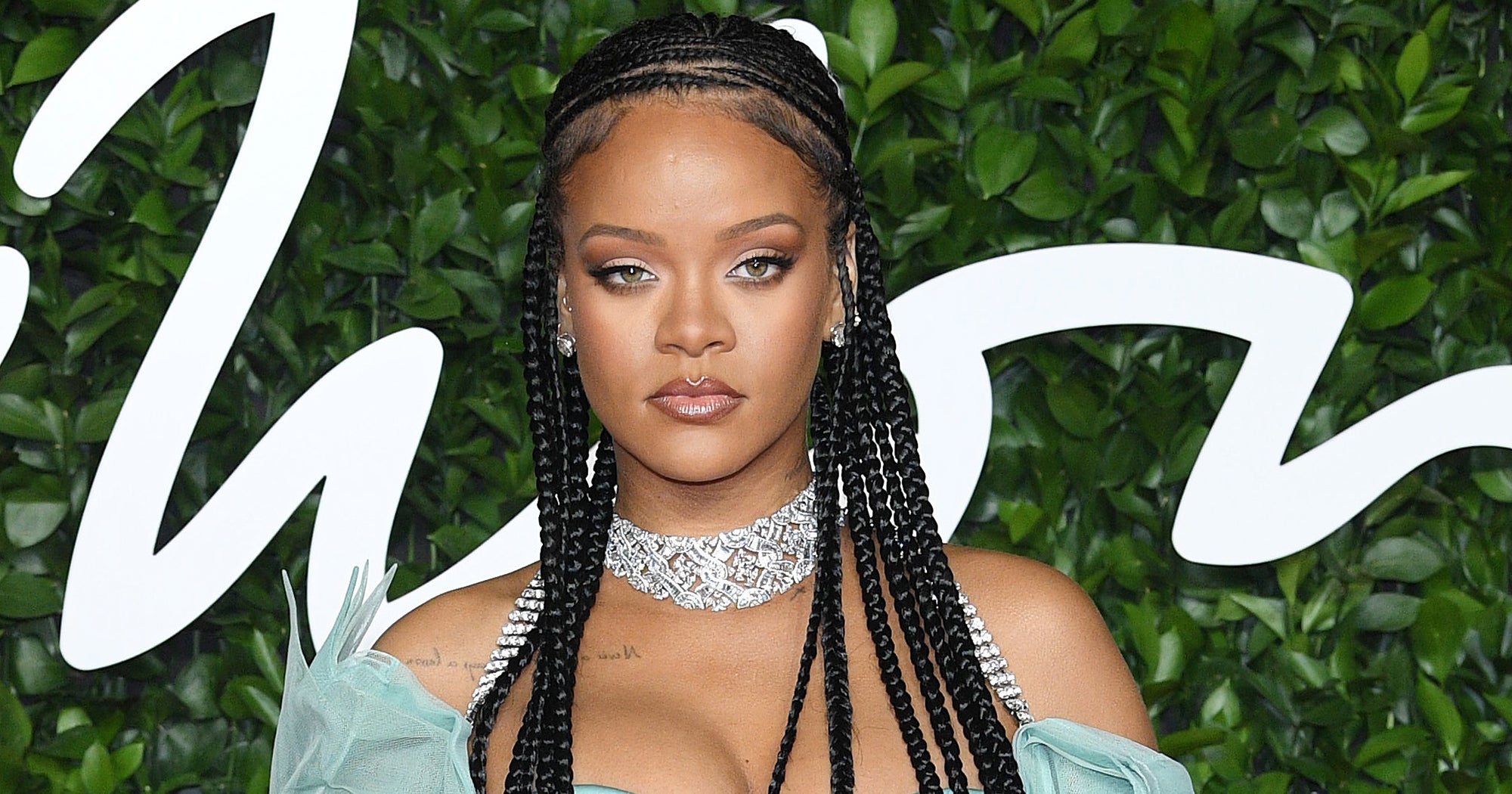 Here's What We Know About Rihanna's New Skin Care Line “Fenty Skin