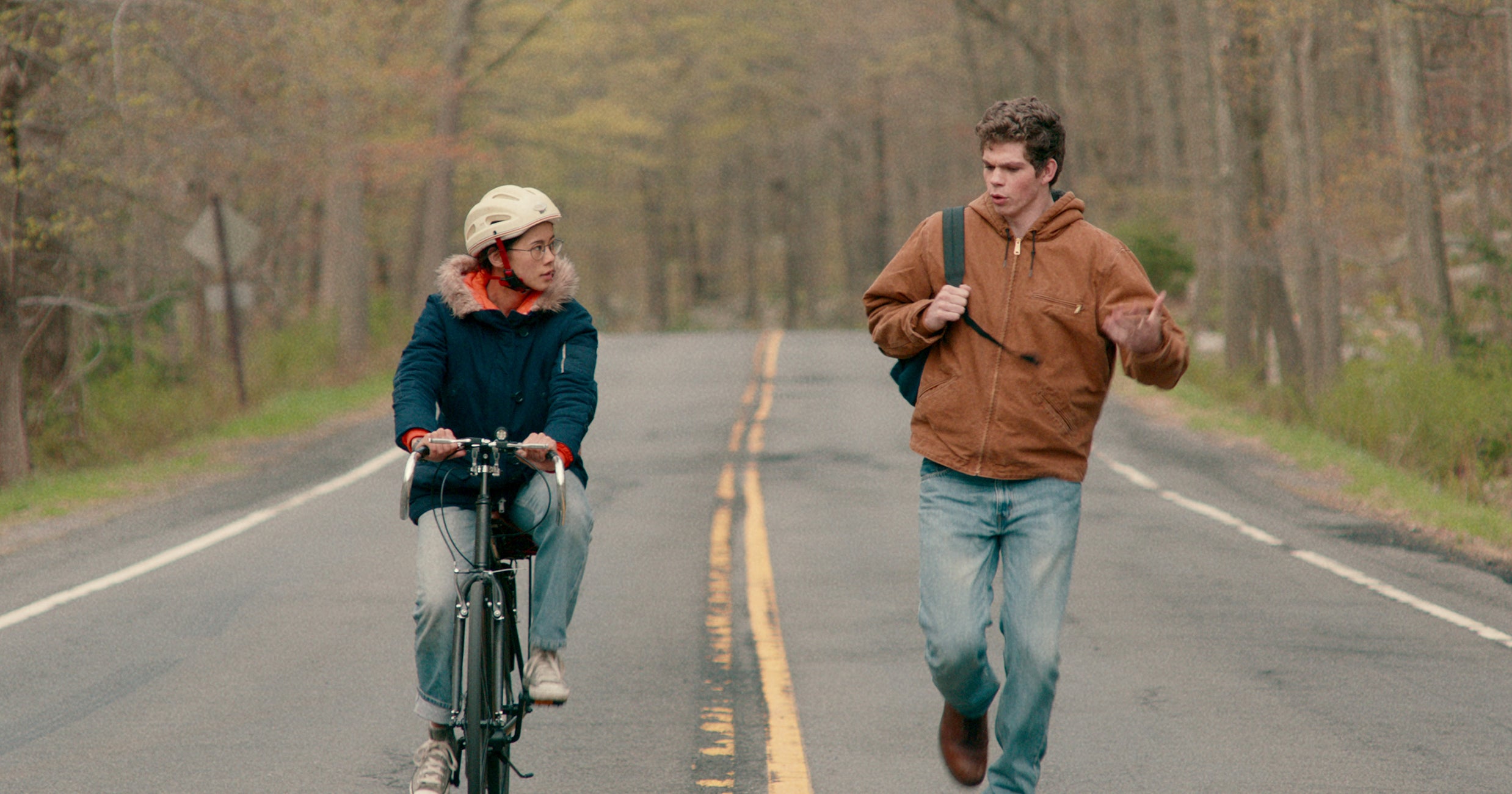The Half Of It Netflix Rom Com Trailer Is So Sweet