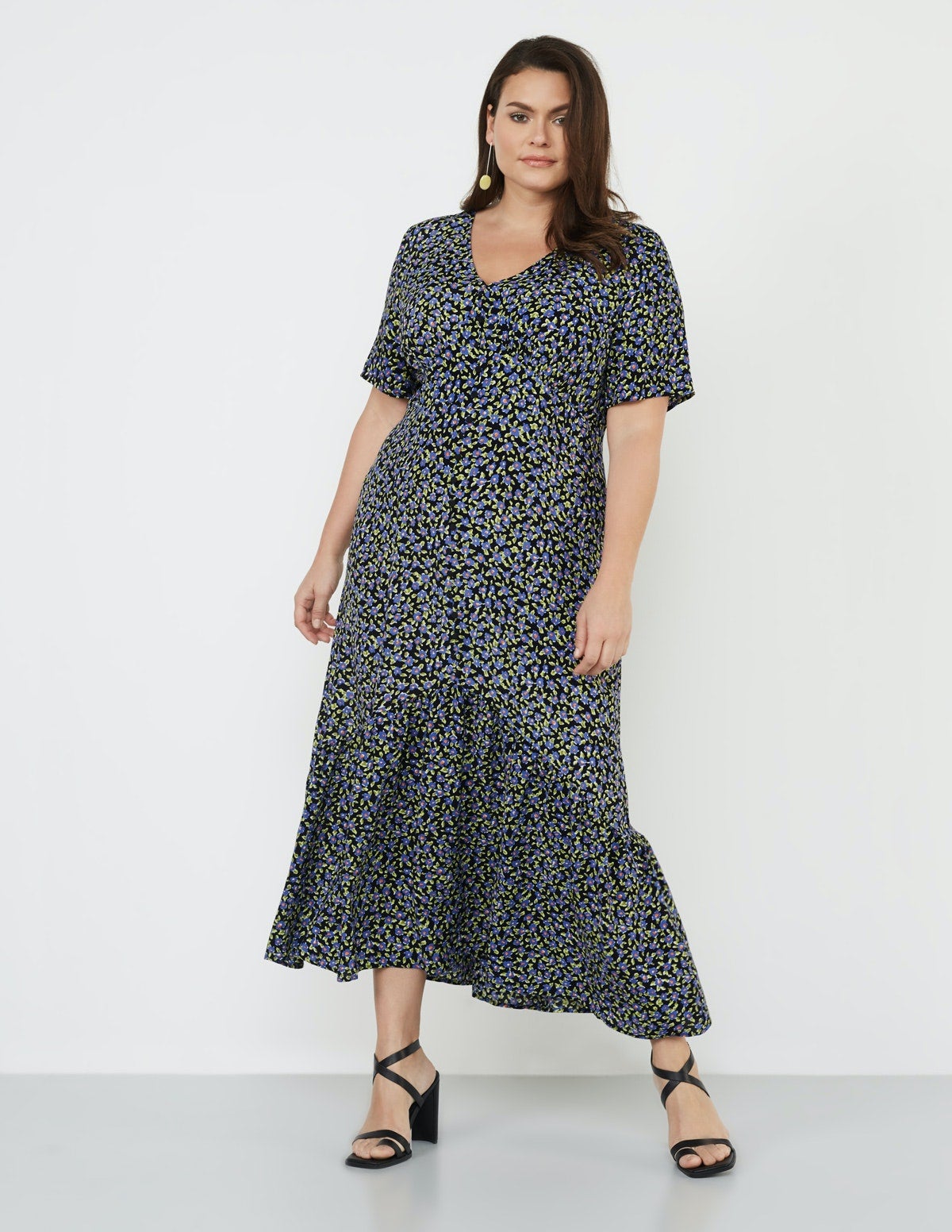 navabi dresses