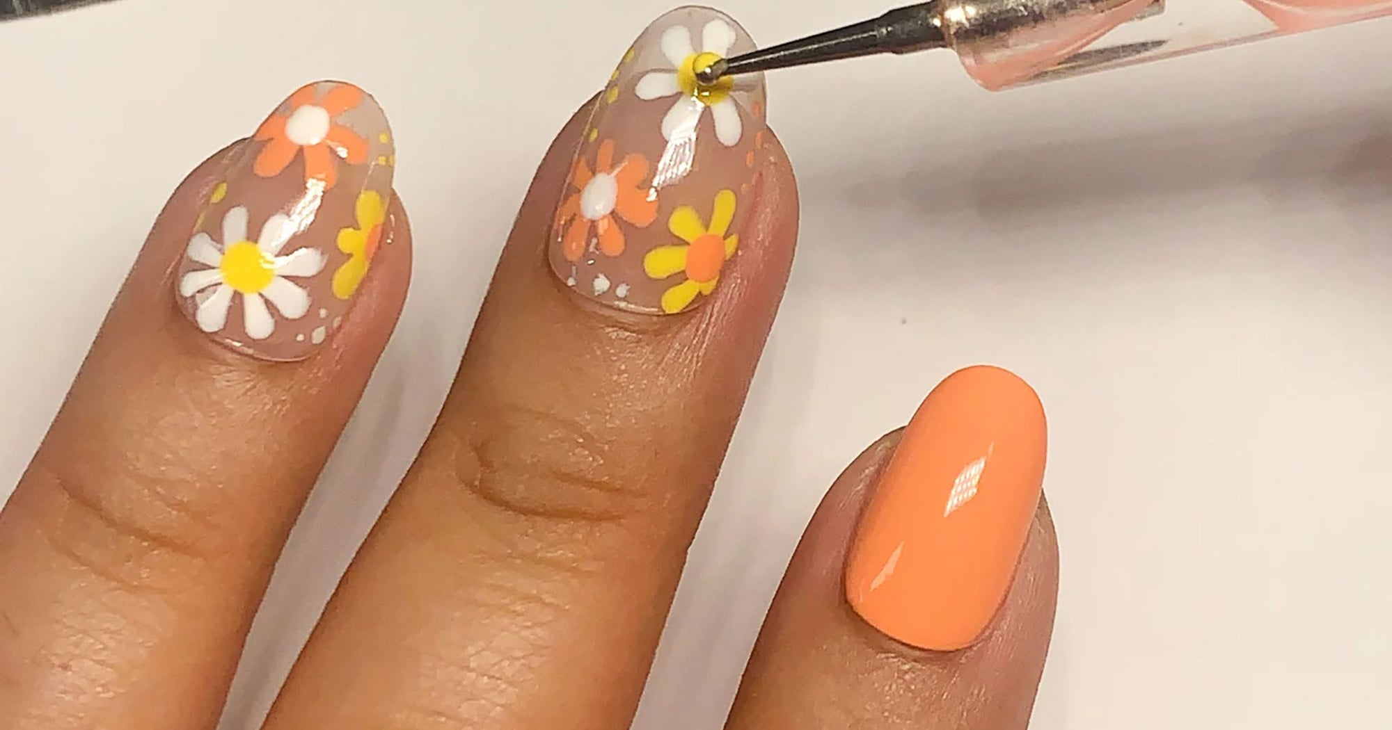 daisy flower nail art tutorial - horselineartdrawing