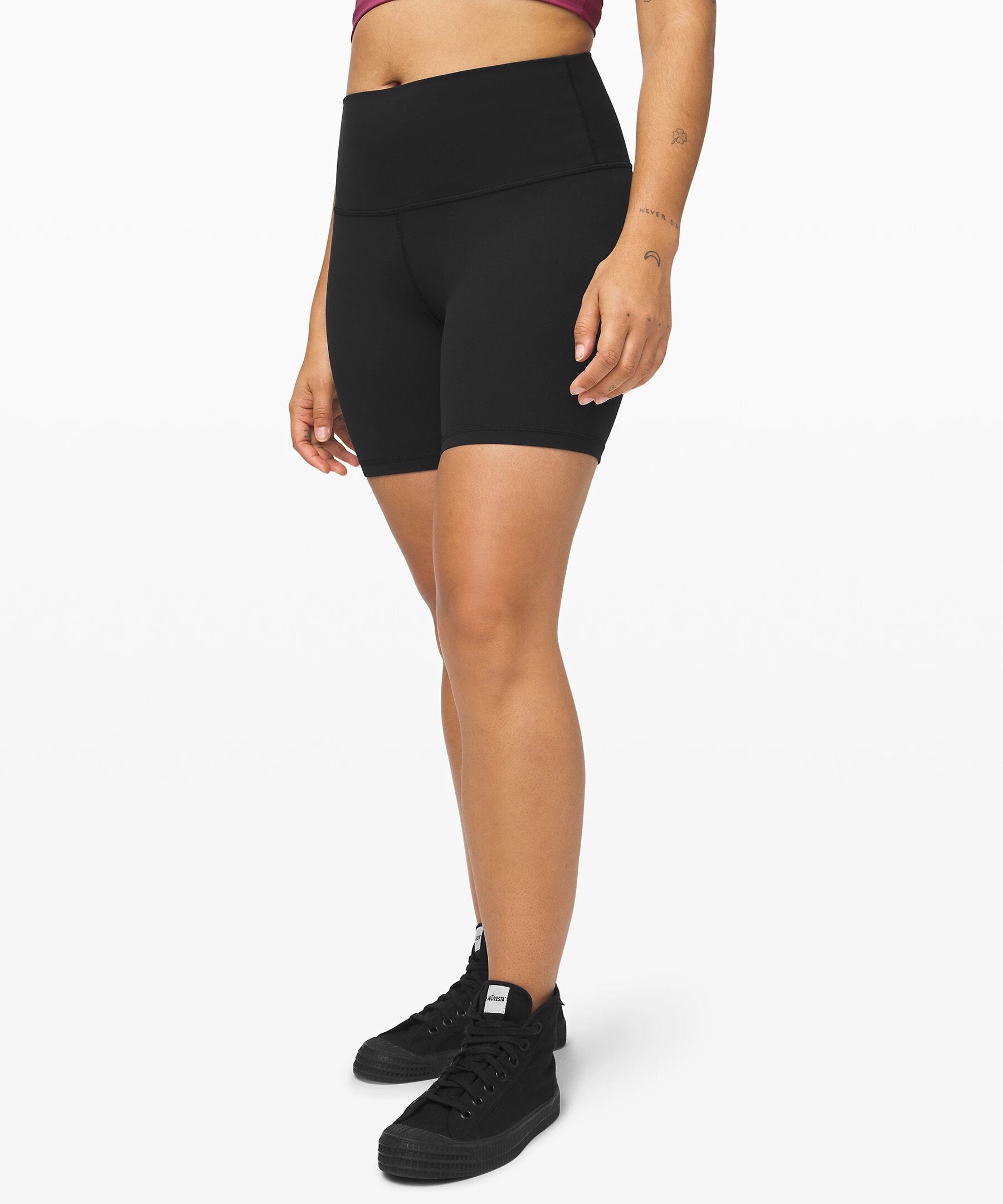 NWT Lululemon Ribbed Contoured HR High-Rise Short 8 Black Size 4